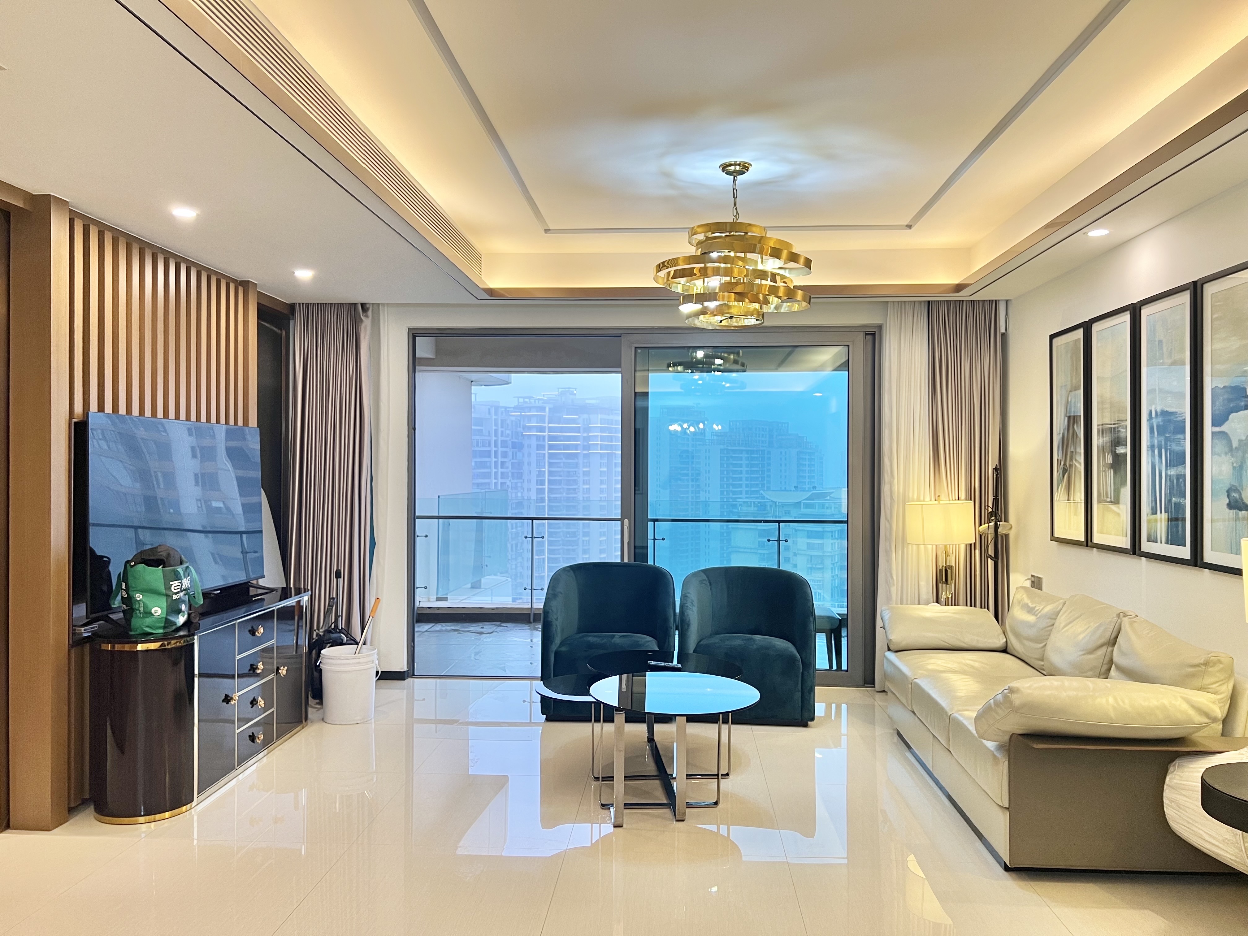 东方天澜汇  2室2厅2卫    9500.0元/月室内图