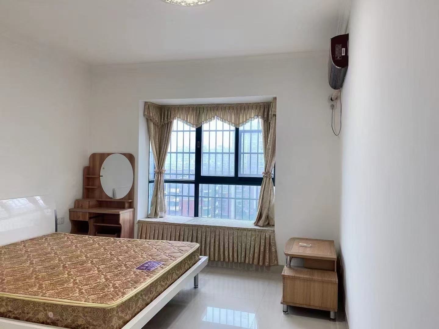 俊景花园  1室0厅0卫    2200.0元/月室内图