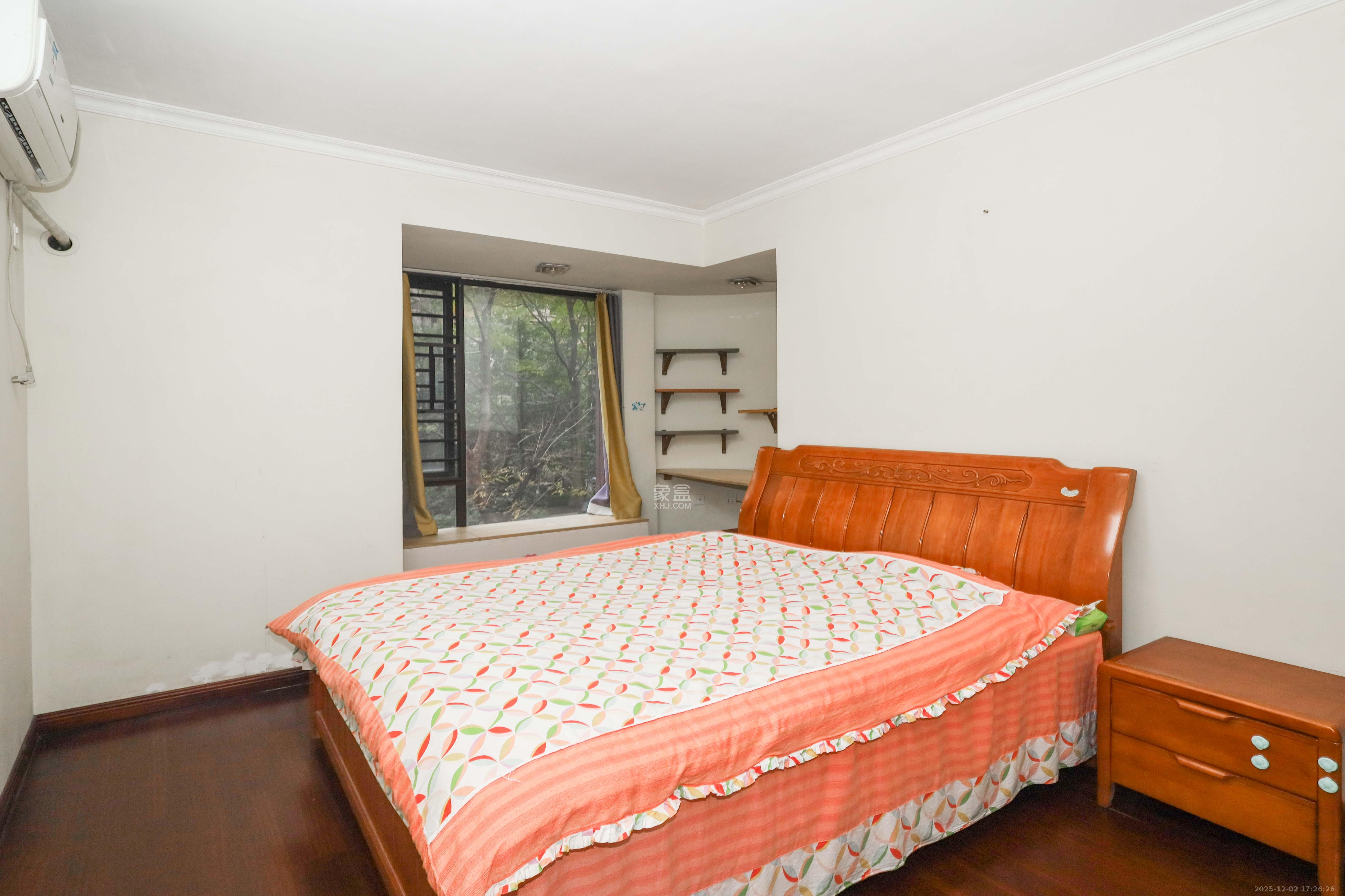 保利麓谷林语F区 1室2厅2卫 89.8万 保利麓谷林语F区 1室2厅2卫 89.8万卧室