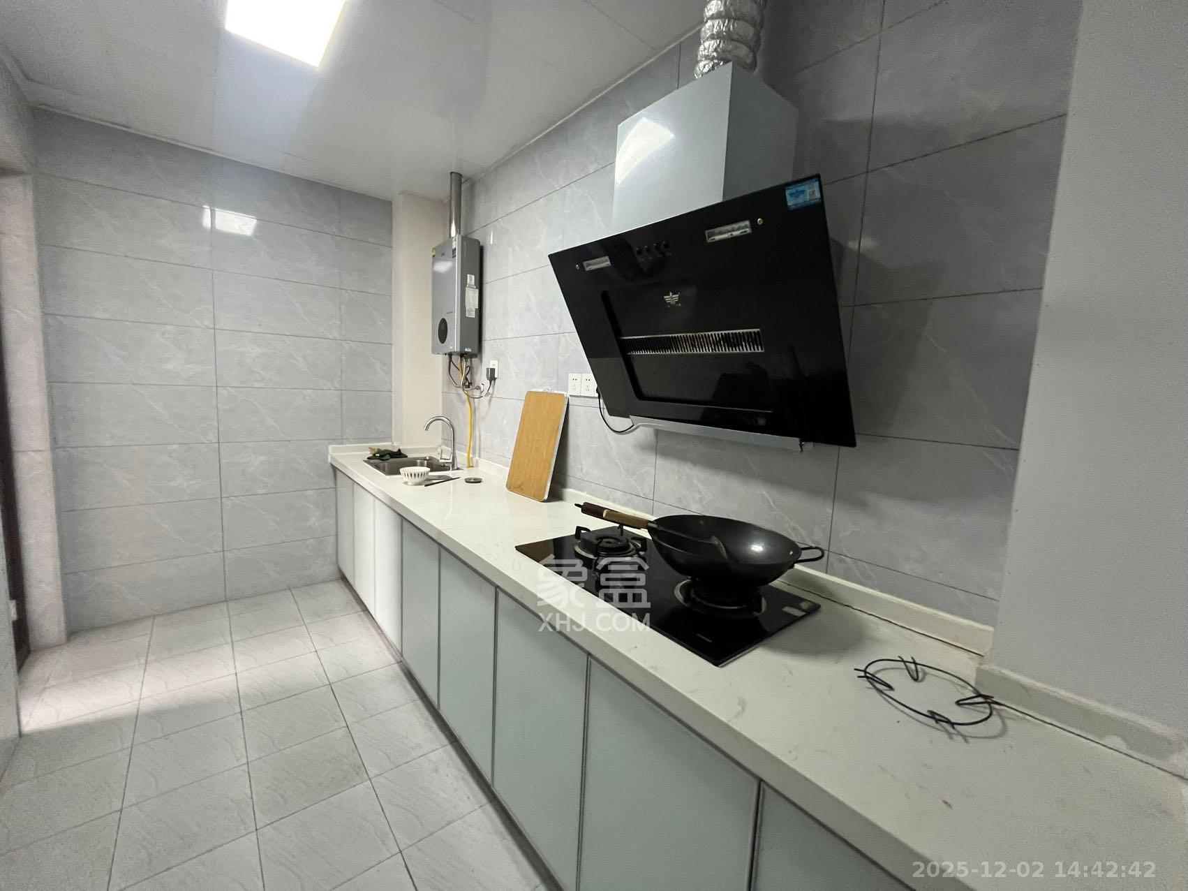 东方美地 3室1厅1卫 2200.0元/月 东方美地 3室1厅1卫 2200.0元/月室内图