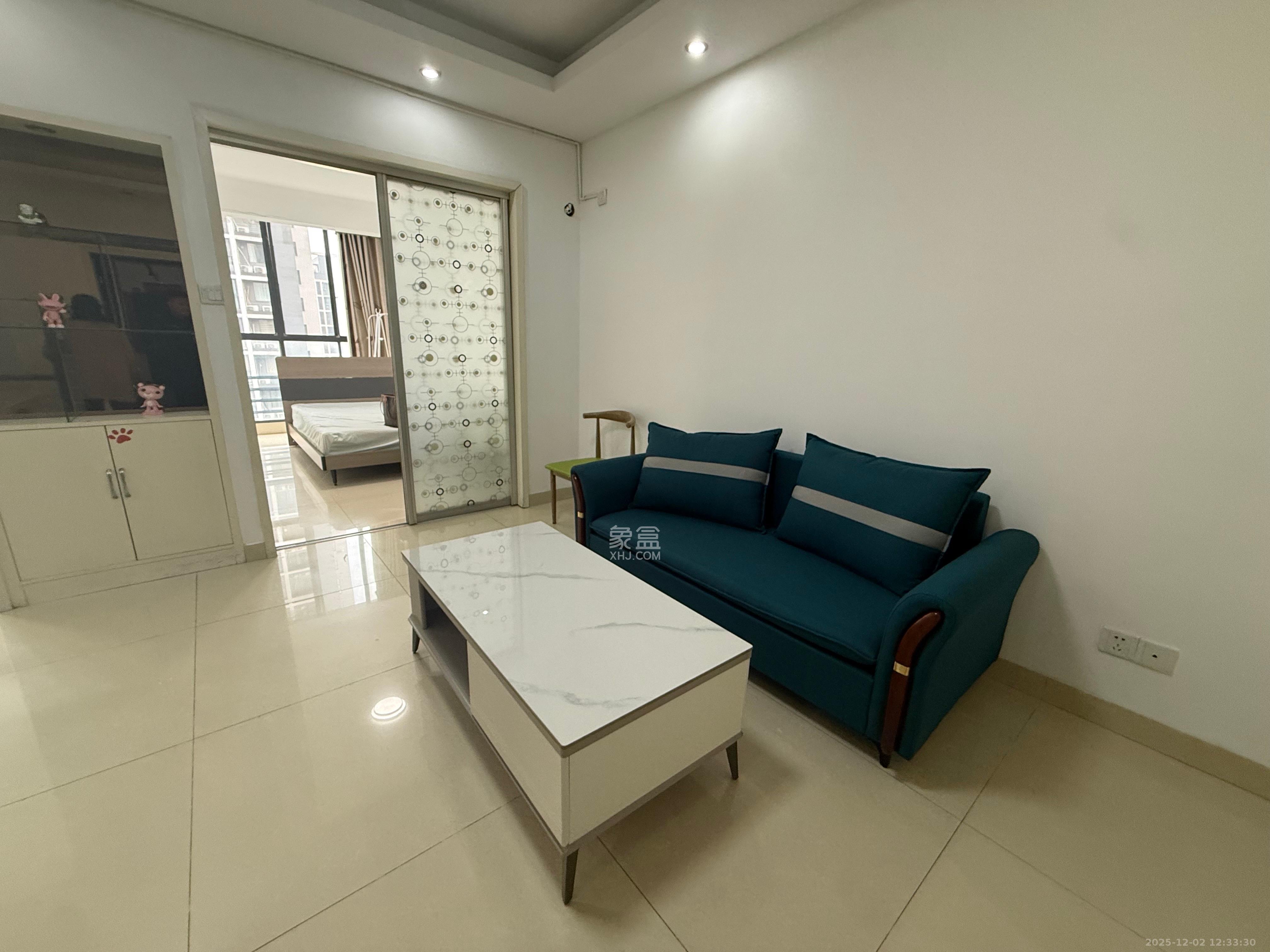 中江佳境天成  1室2厅1卫    1800.0元/月