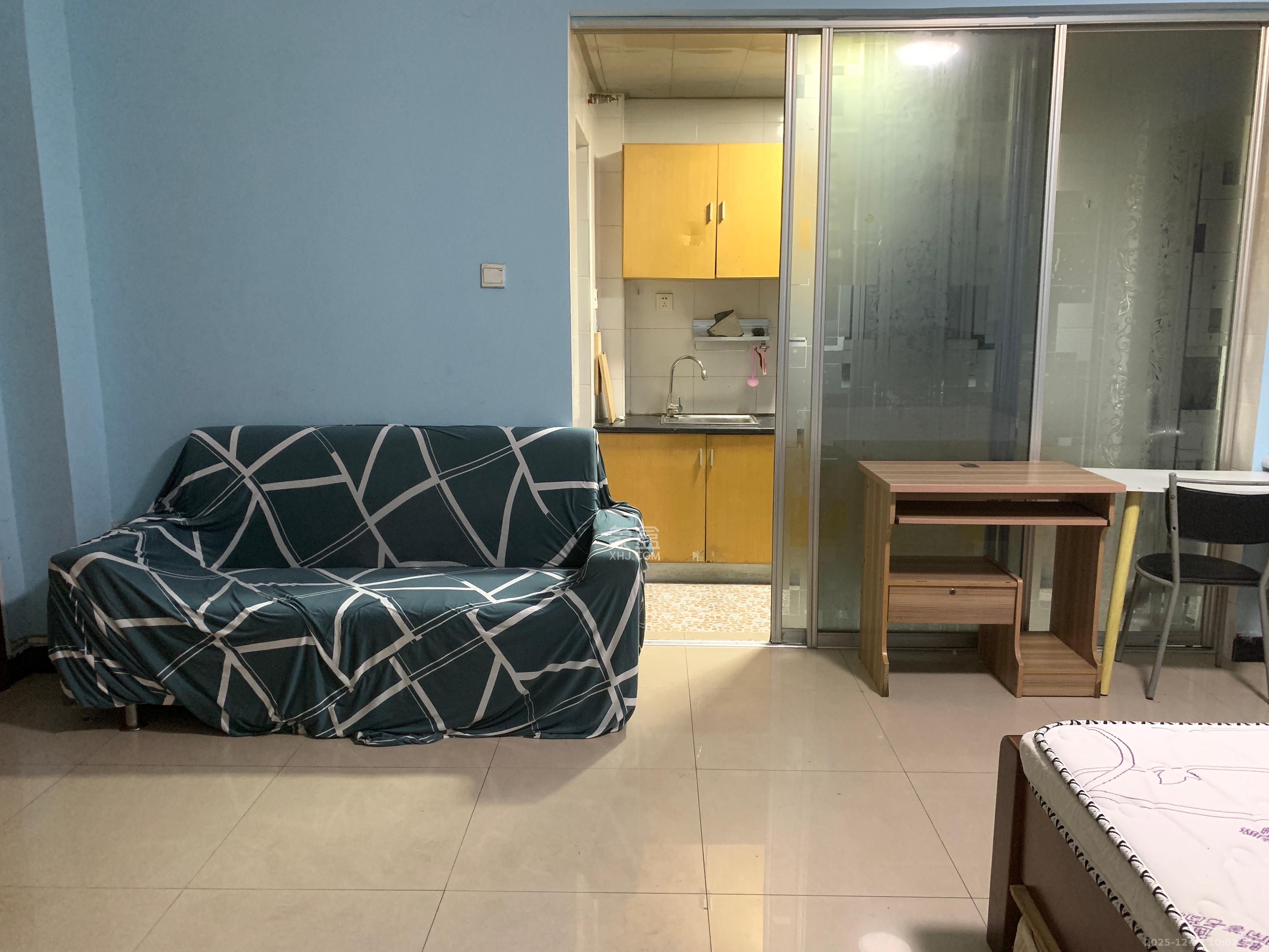 凯轩云顶 1室1厅1卫 1400.0元/月 凯轩云顶 1室1厅1卫 1400.0元/月室内图