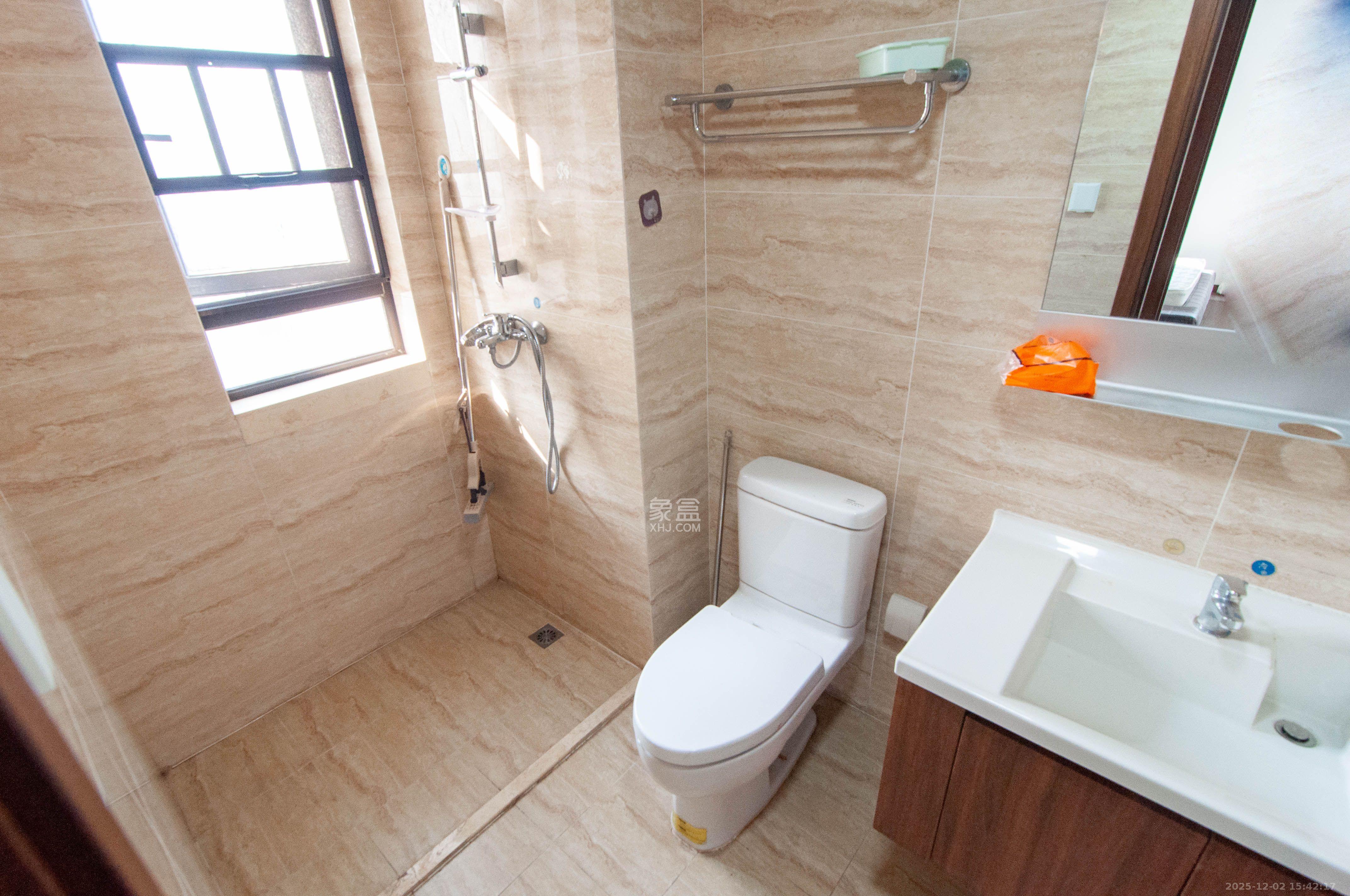 万科里梅溪郡 4室2厅2卫 3600.0元/月 万科里梅溪郡 4室2厅2卫 3600.0元/月室内图