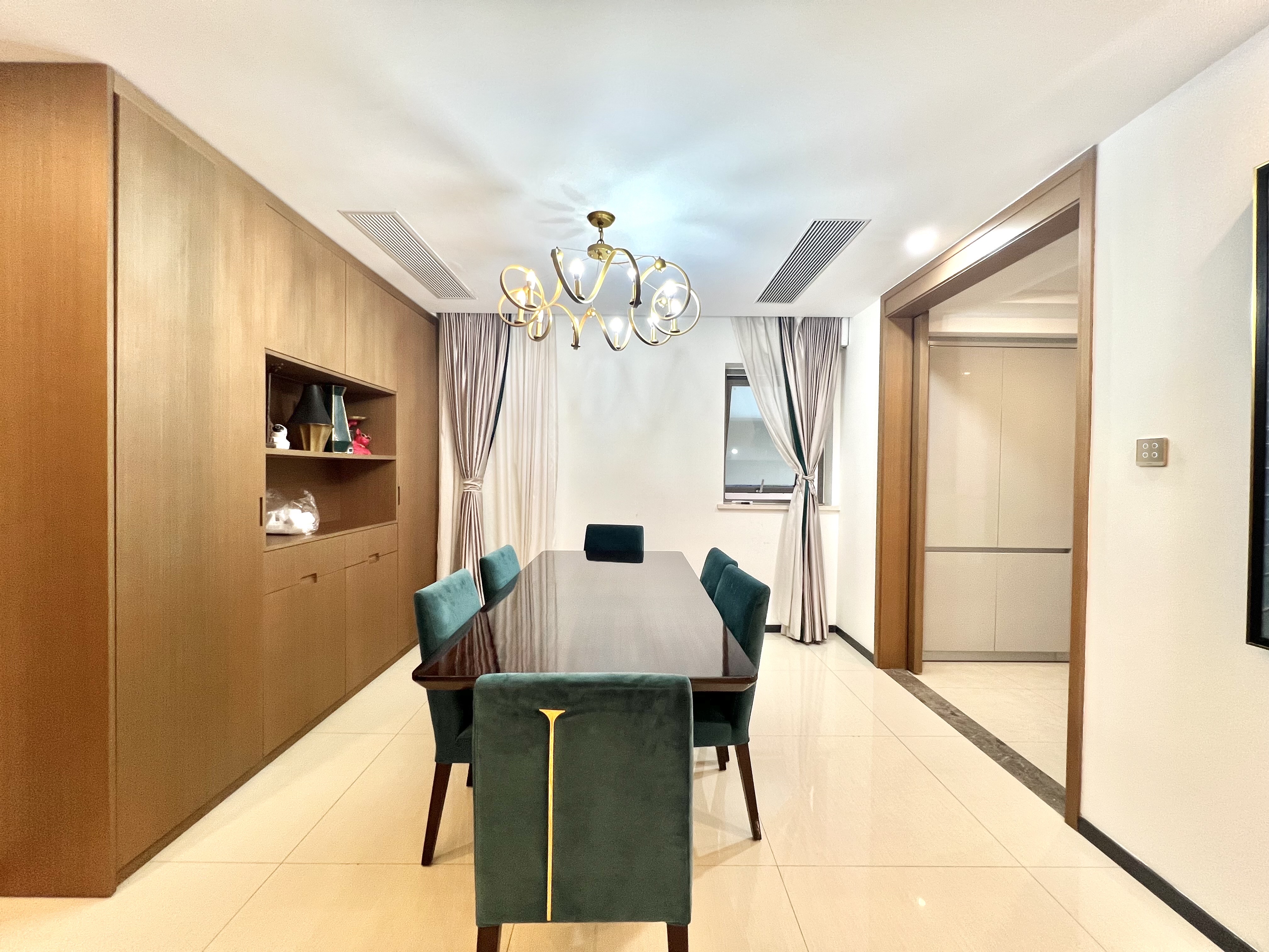 东方天澜汇  2室2厅2卫    9500.0元/月室内图