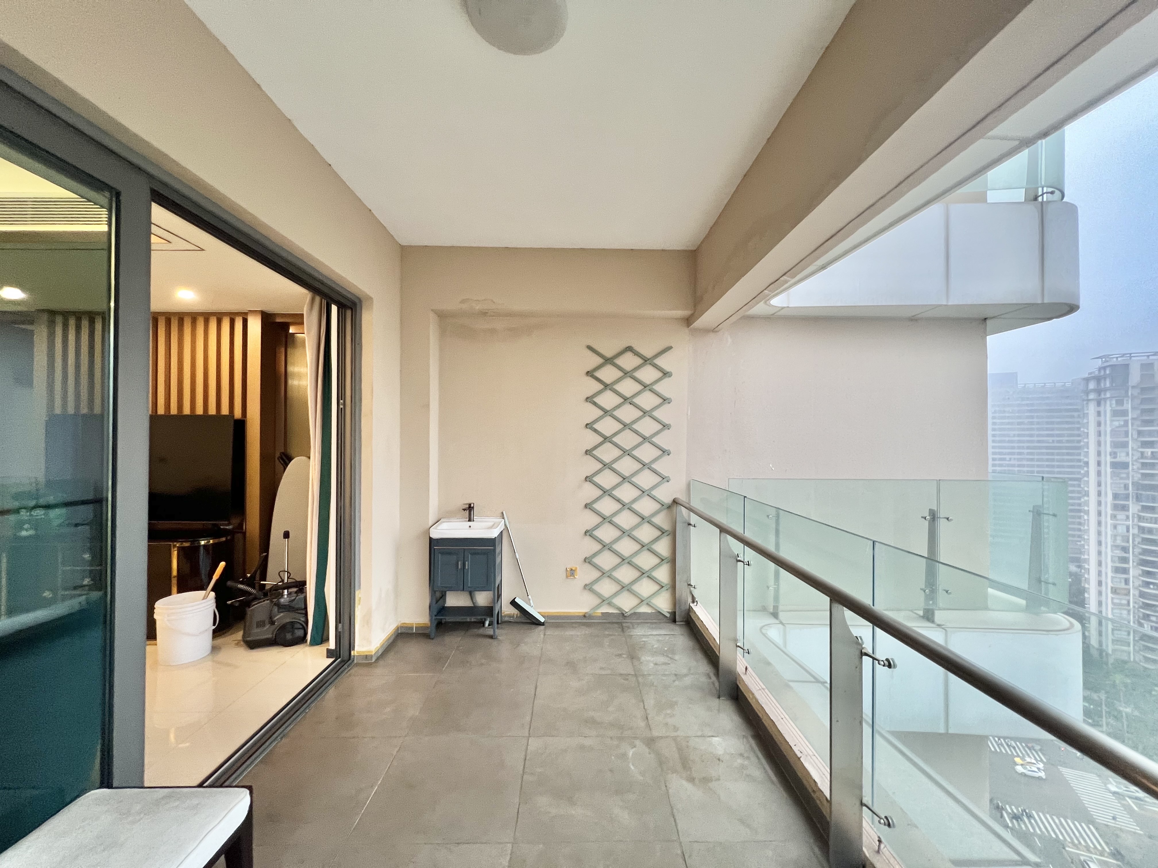 东方天澜汇  2室2厅2卫    9500.0元/月室内图