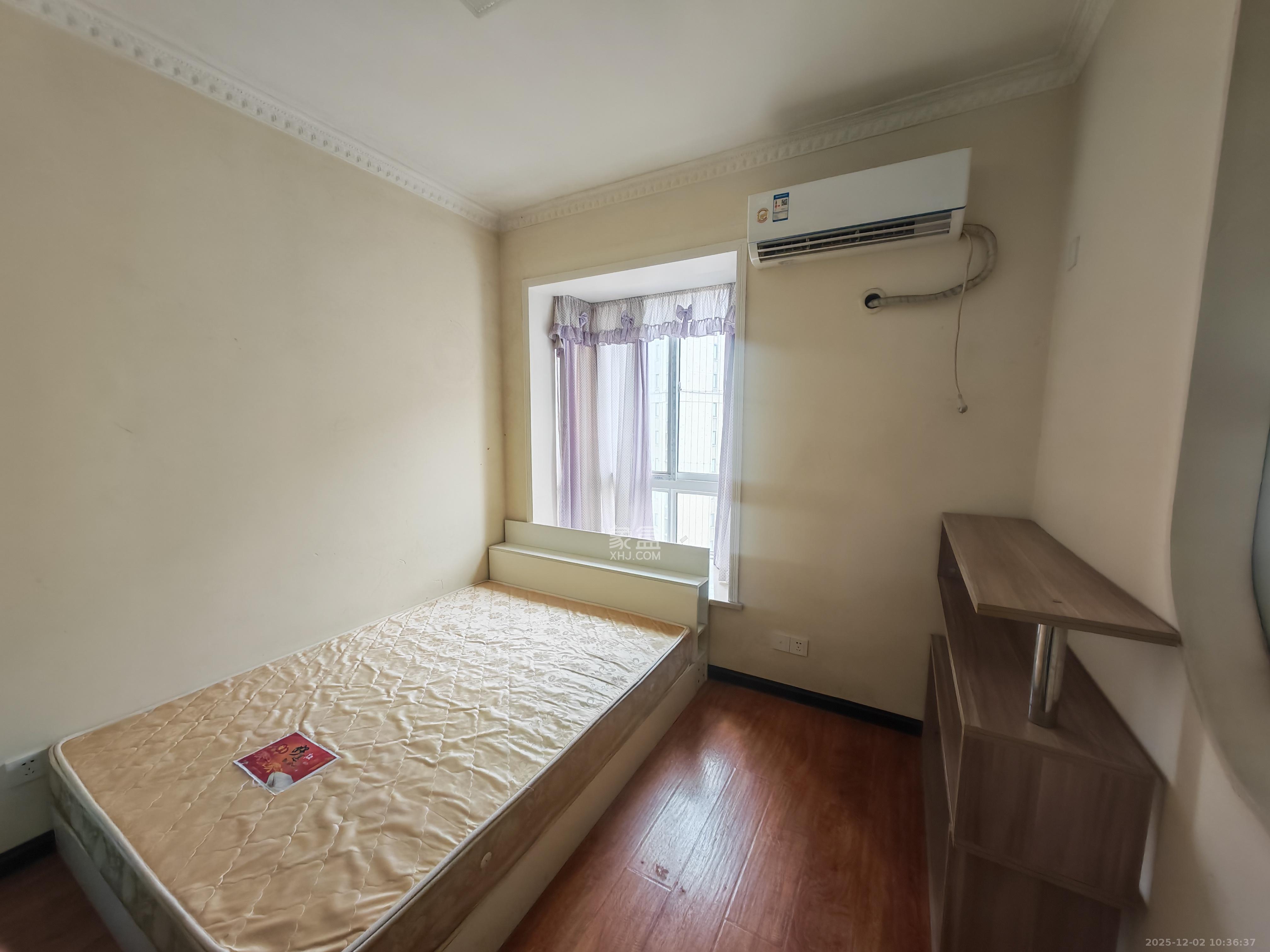 汇都公寓 3室1厅1卫 2400.0元/月 汇都公寓 3室1厅1卫 2400.0元/月室内图