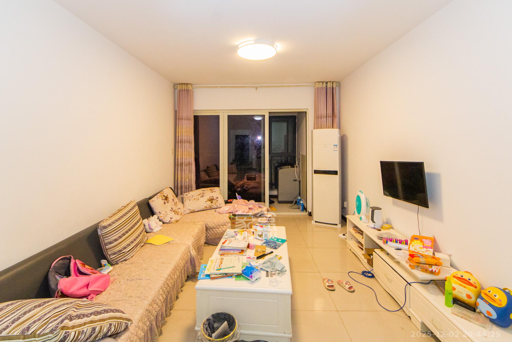 北辰三角洲E3区  3室2厅2卫    148.0万室内图1