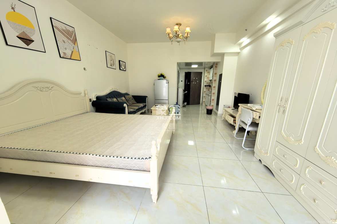 新世界广场 1室1厅1卫 1500.0元/月 新世界广场 1室1厅1卫 1500.0元/月室内图