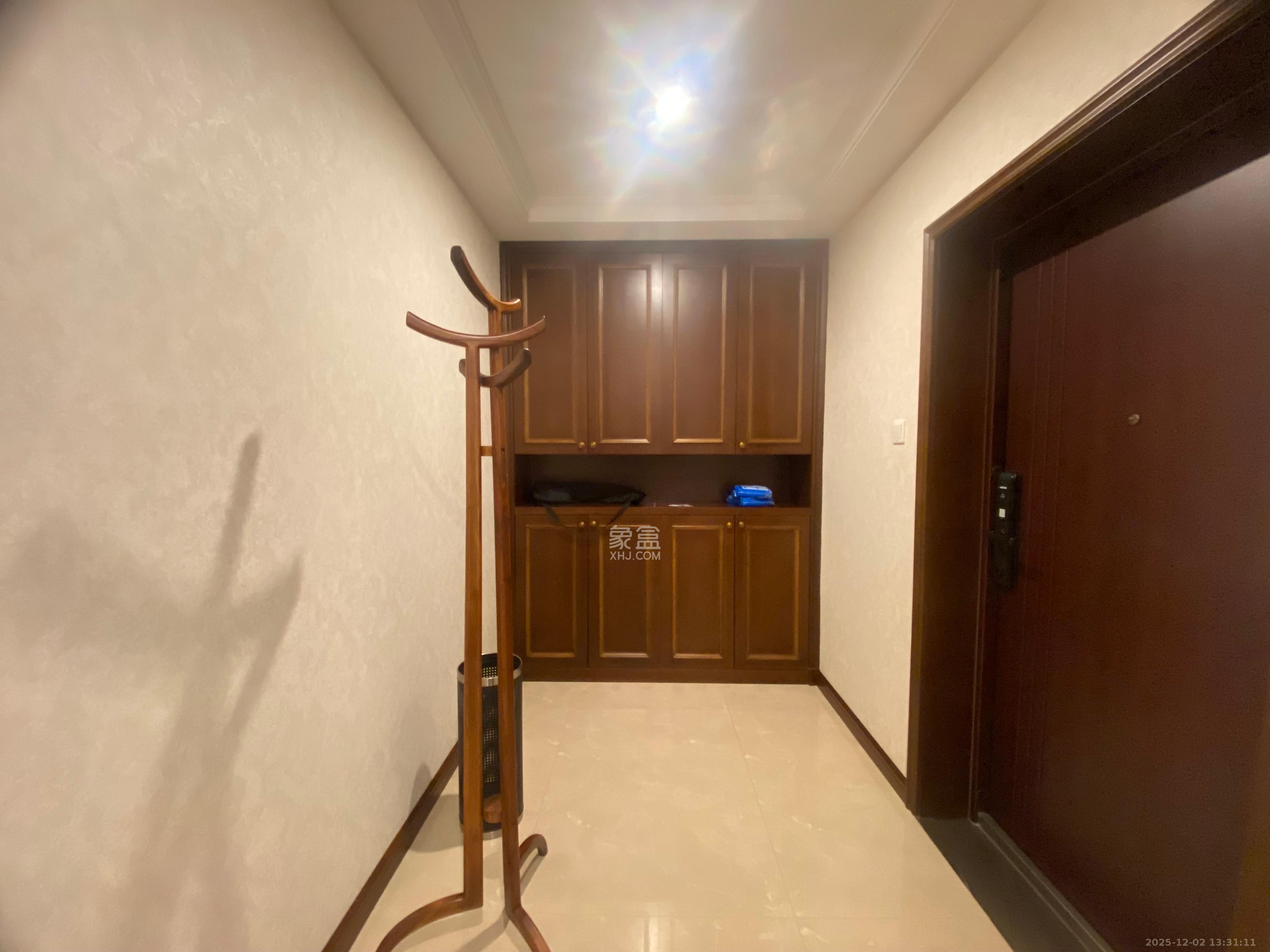 运达锦绣广场 6室2厅3卫 13500.0元/月 运达锦绣广场 6室2厅3卫 13500.0元/月室内图