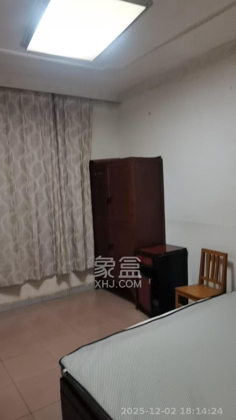 湖南工业贸易学校  2室1厅1卫    1100.0元/月室内图