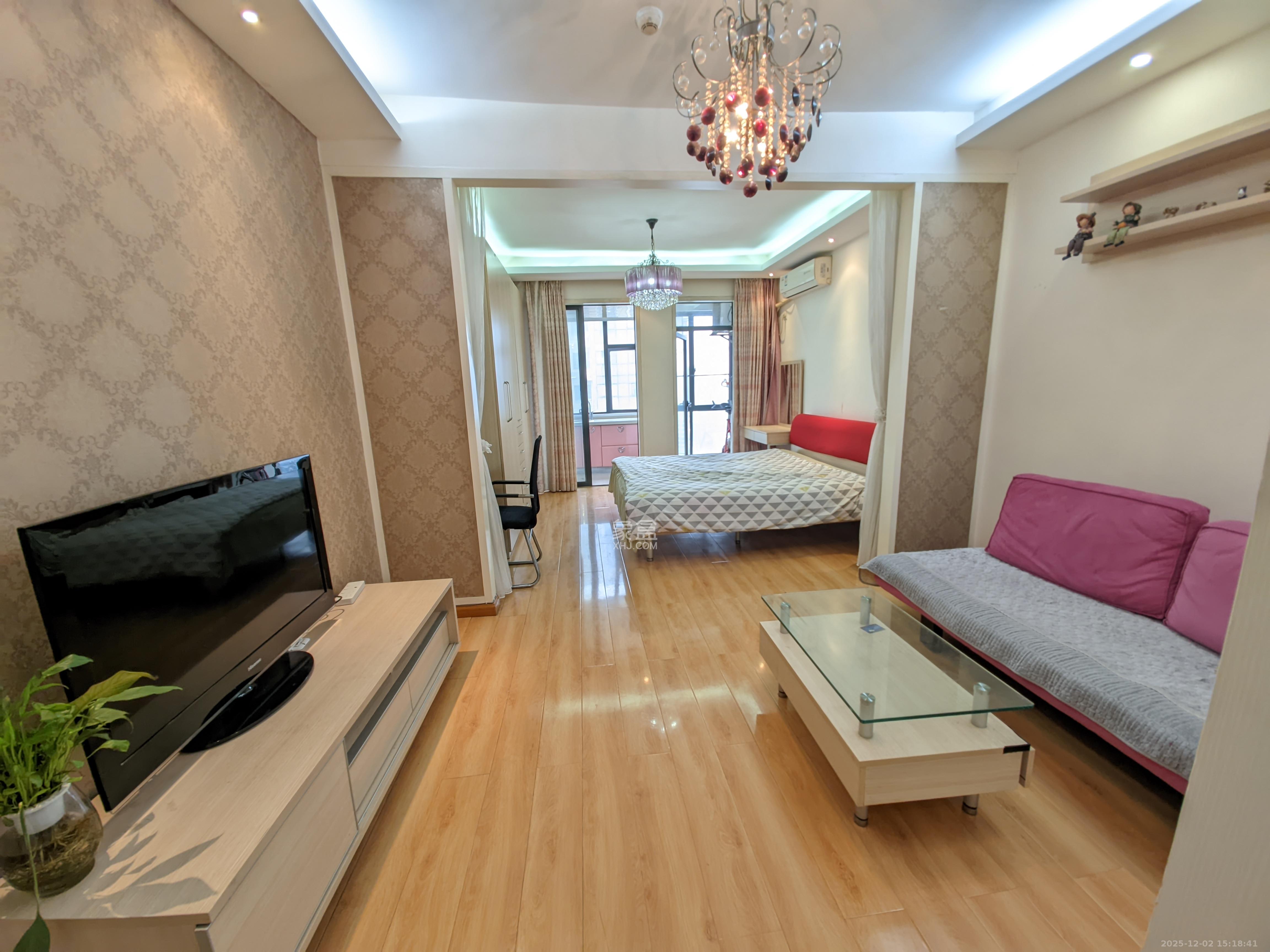 锦湘国际星城三期（锦绣苑）  1室1厅1卫    1600.0元/月