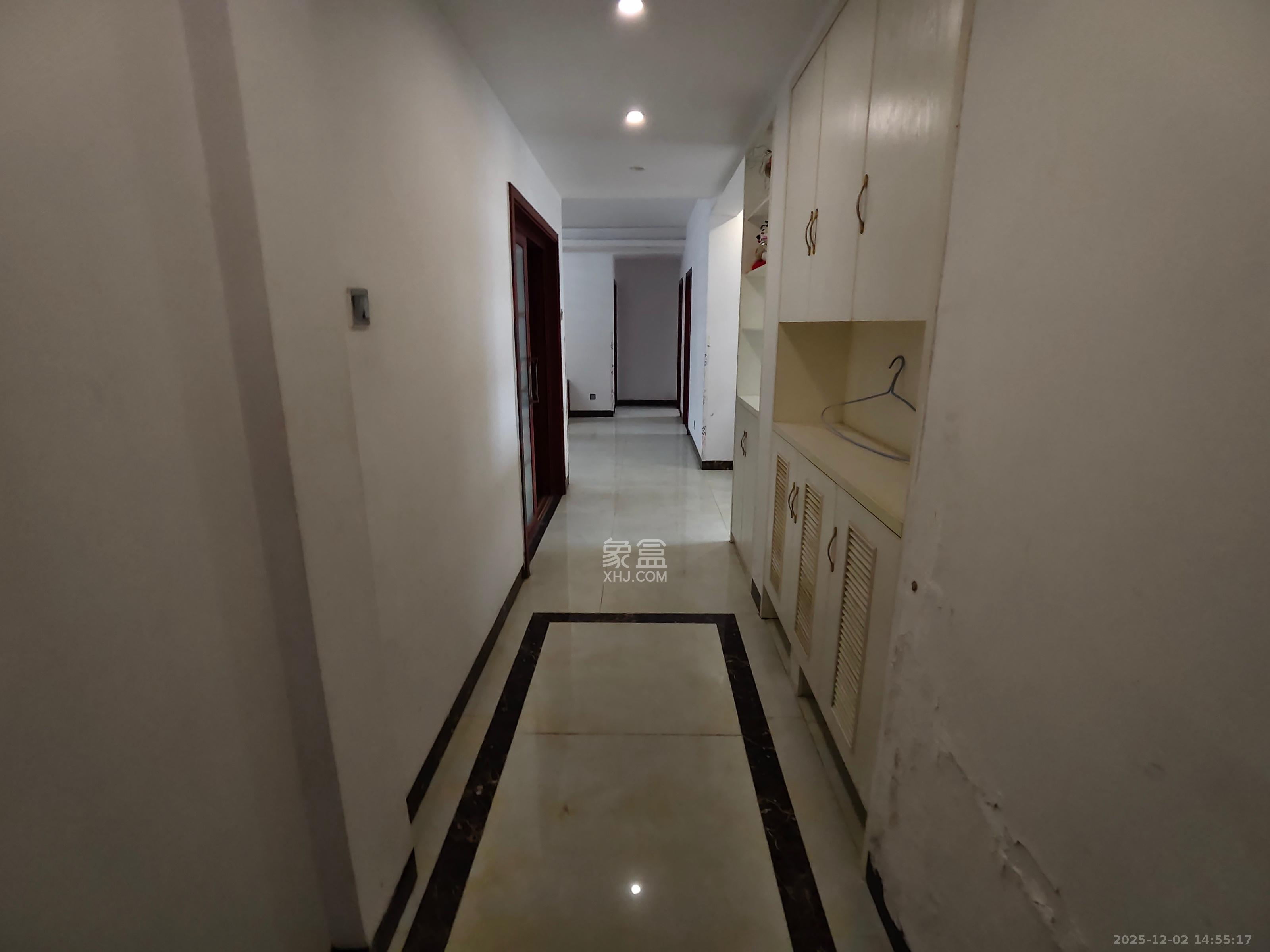 黎郡新宇太和园  3室2厅1卫    2200.0元/月