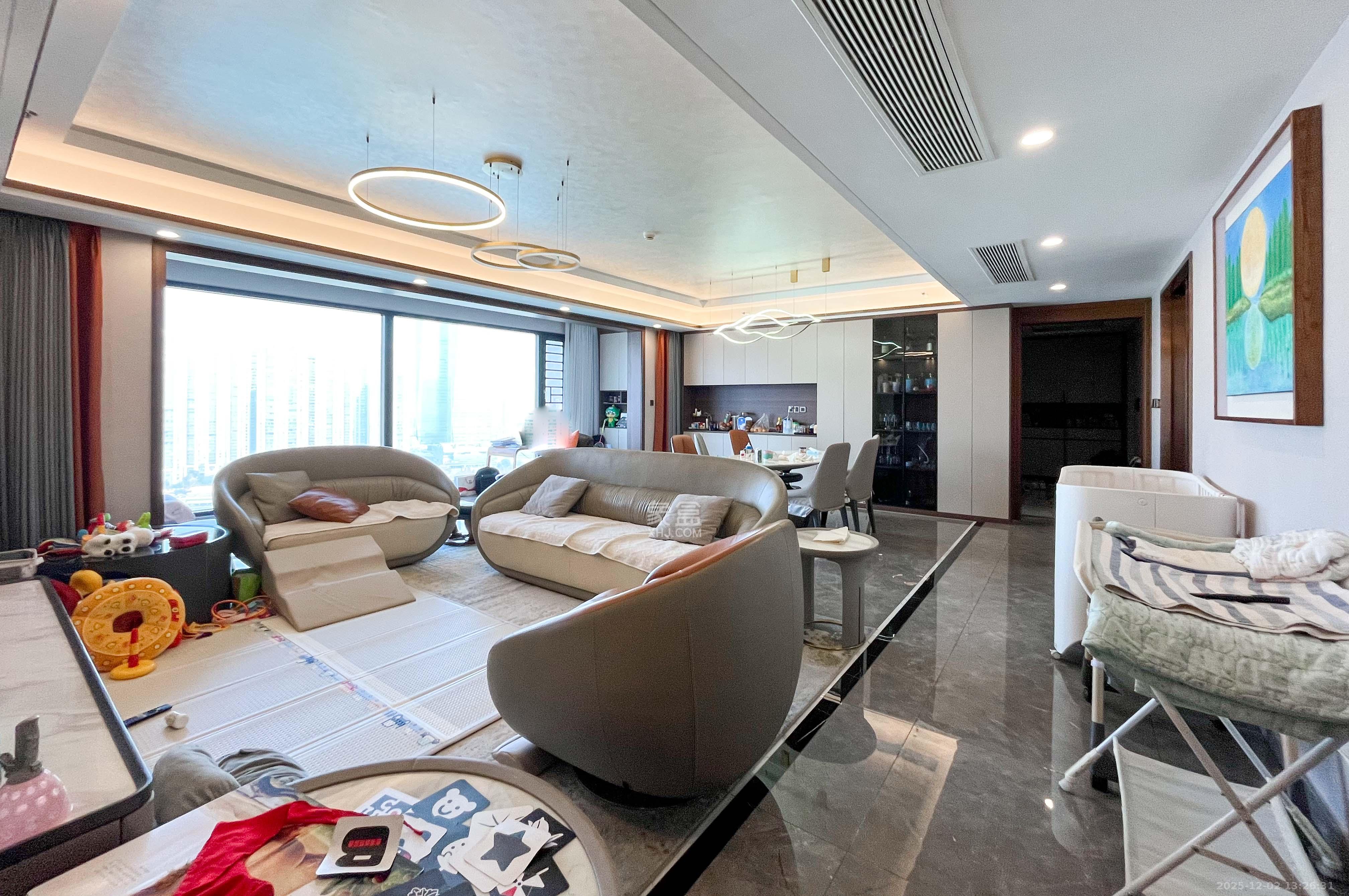 中海梅溪湖壹号  4室2厅2卫    618.0万其他