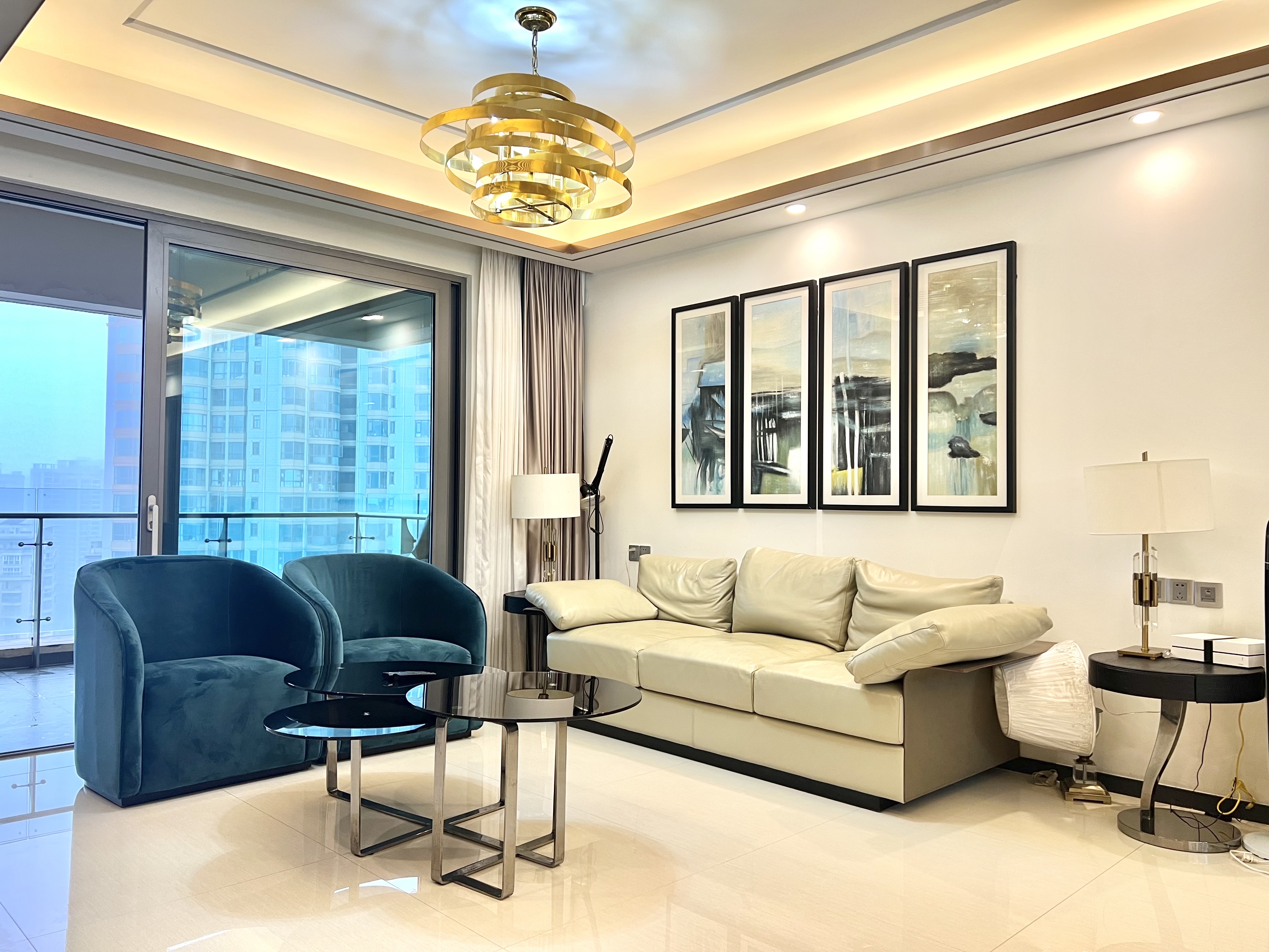 东方天澜汇  2室2厅2卫    9500.0元/月