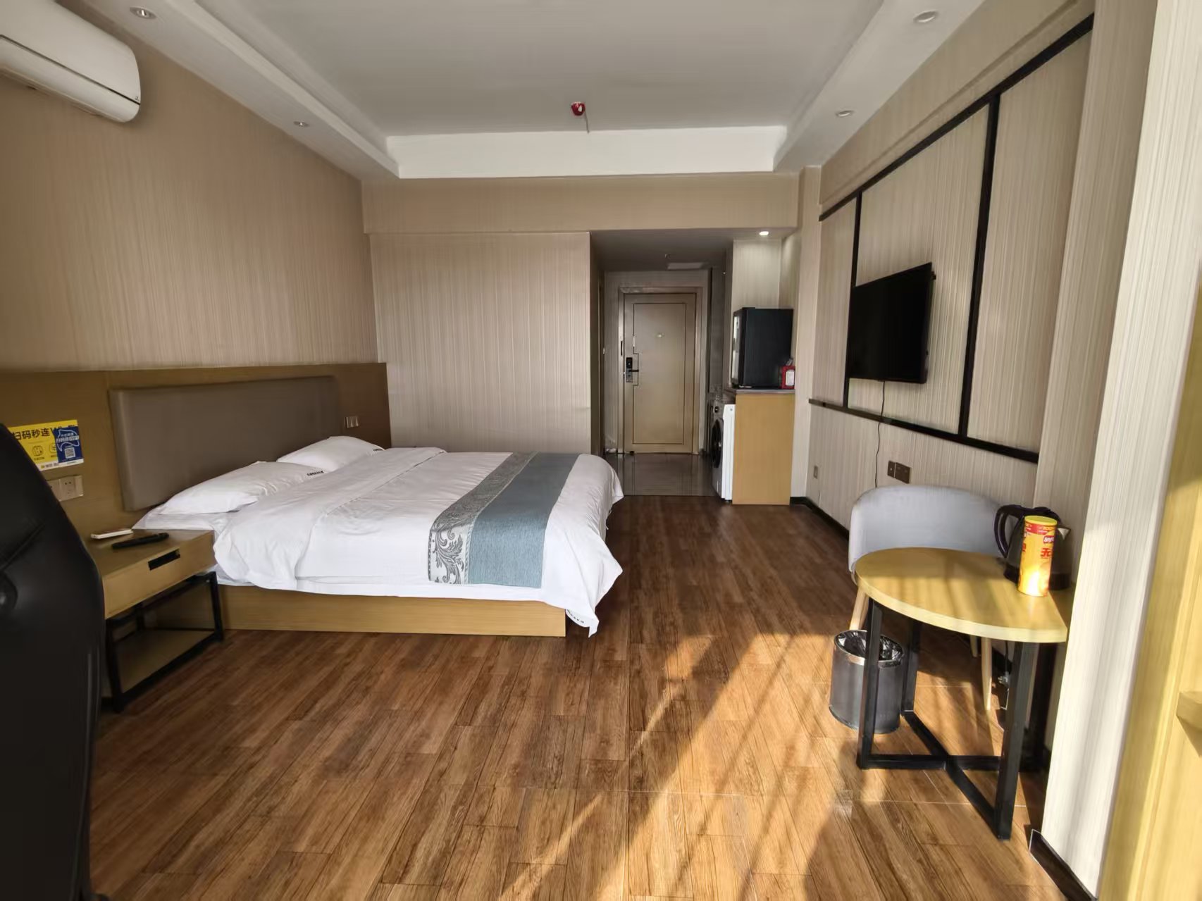 梓湖明珠  1室1厅1卫    26.8万