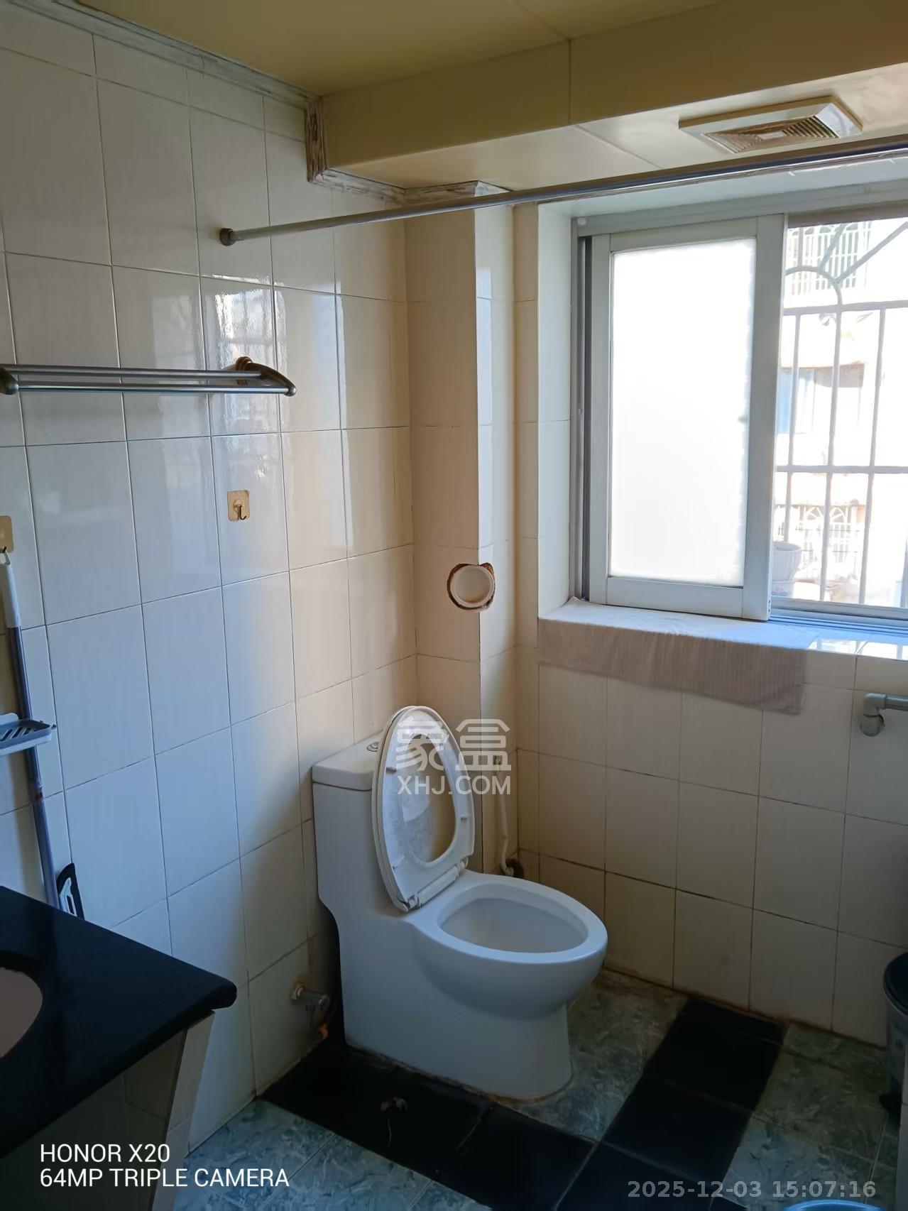 南园小区  2室2厅1卫    1500.0元/月室内图