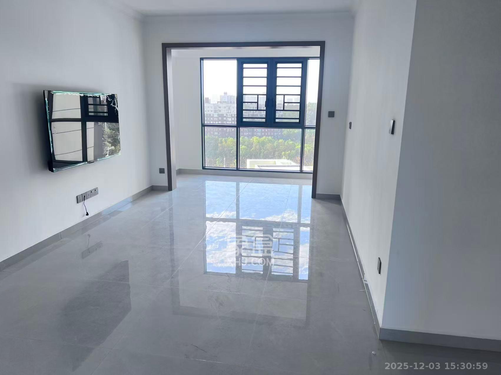 山月嘉园  1室1厅1卫    2400.0元/月室内图