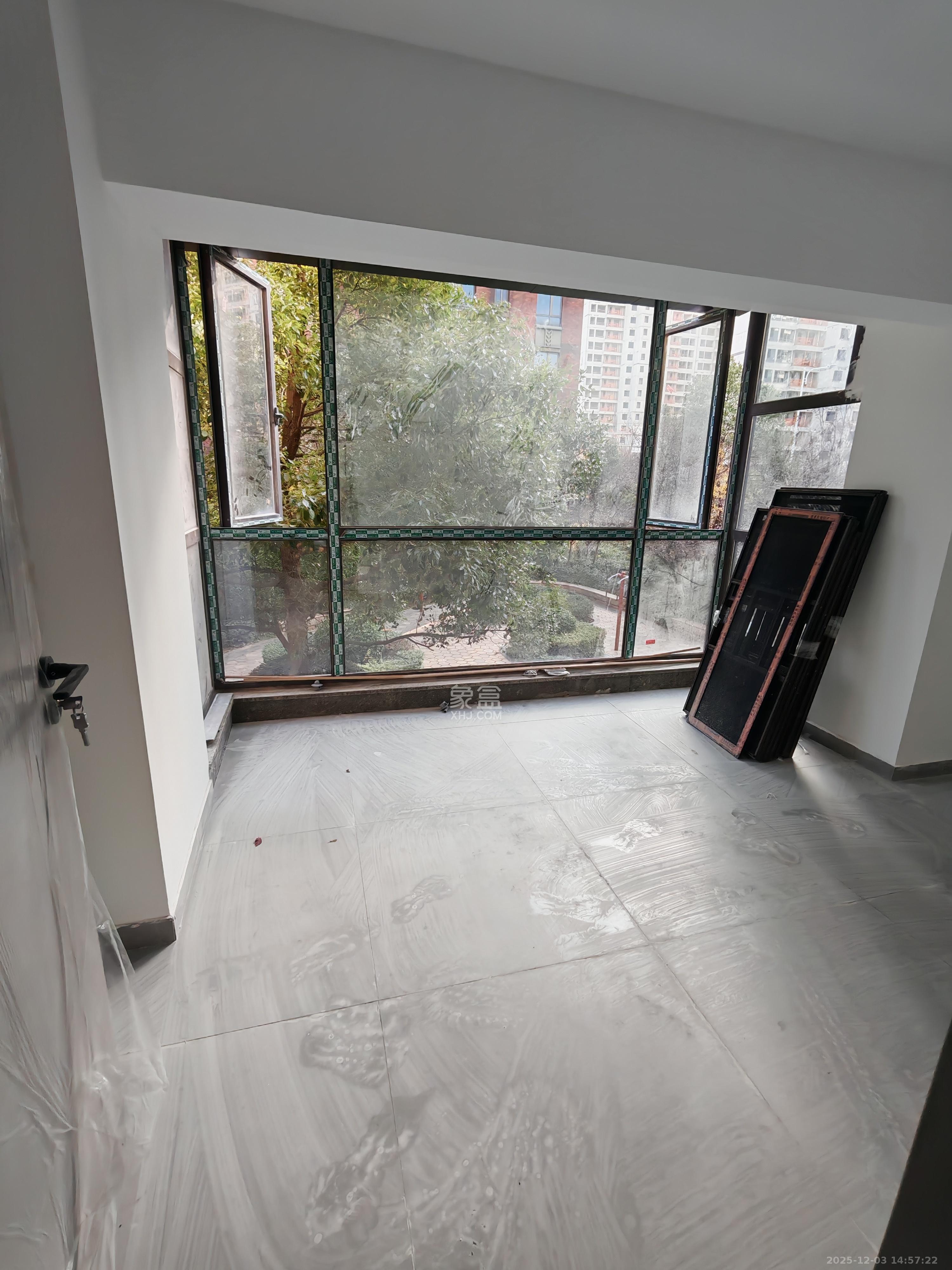 绿地公馆（绿地名邸）   278.26㎡      7000.0元/月室内图