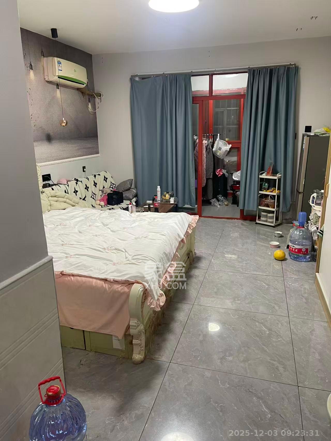 青和上座（上味舫大厦）  1室1厅1卫    1700.0元/月室内图