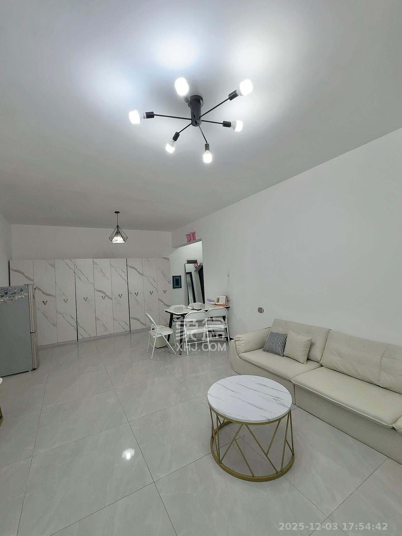 碧桂园公园壹号（凯怡茗苑）  3室2厅2卫    2000.0元/月室内图