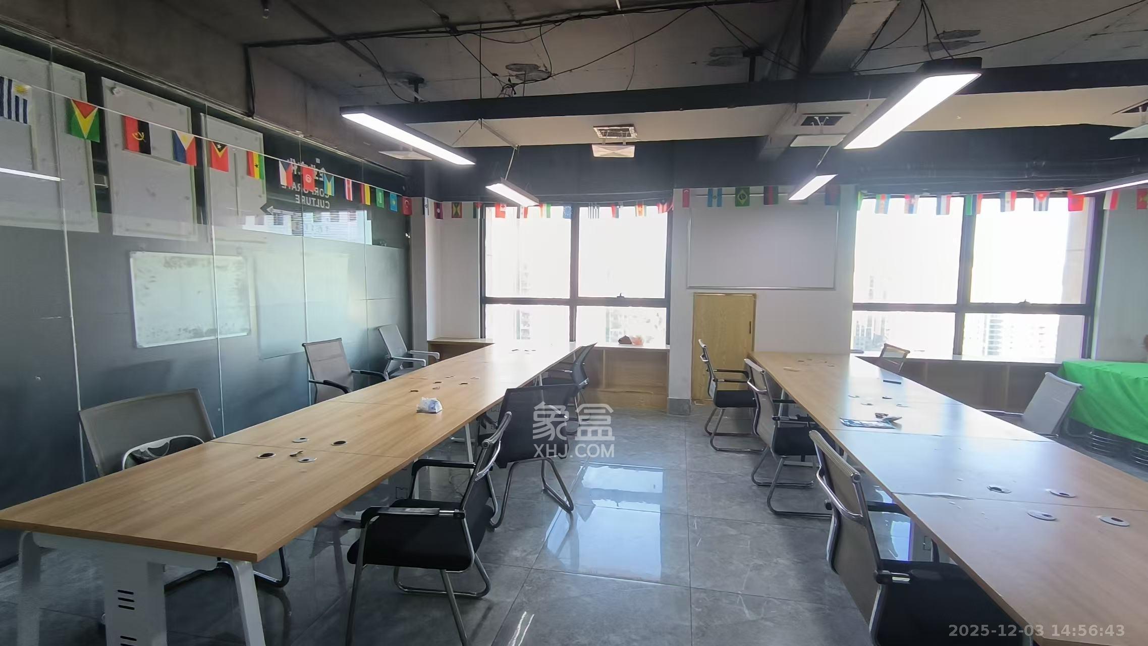 洋湖创富中心   120.0㎡      4000.0元/月室内图