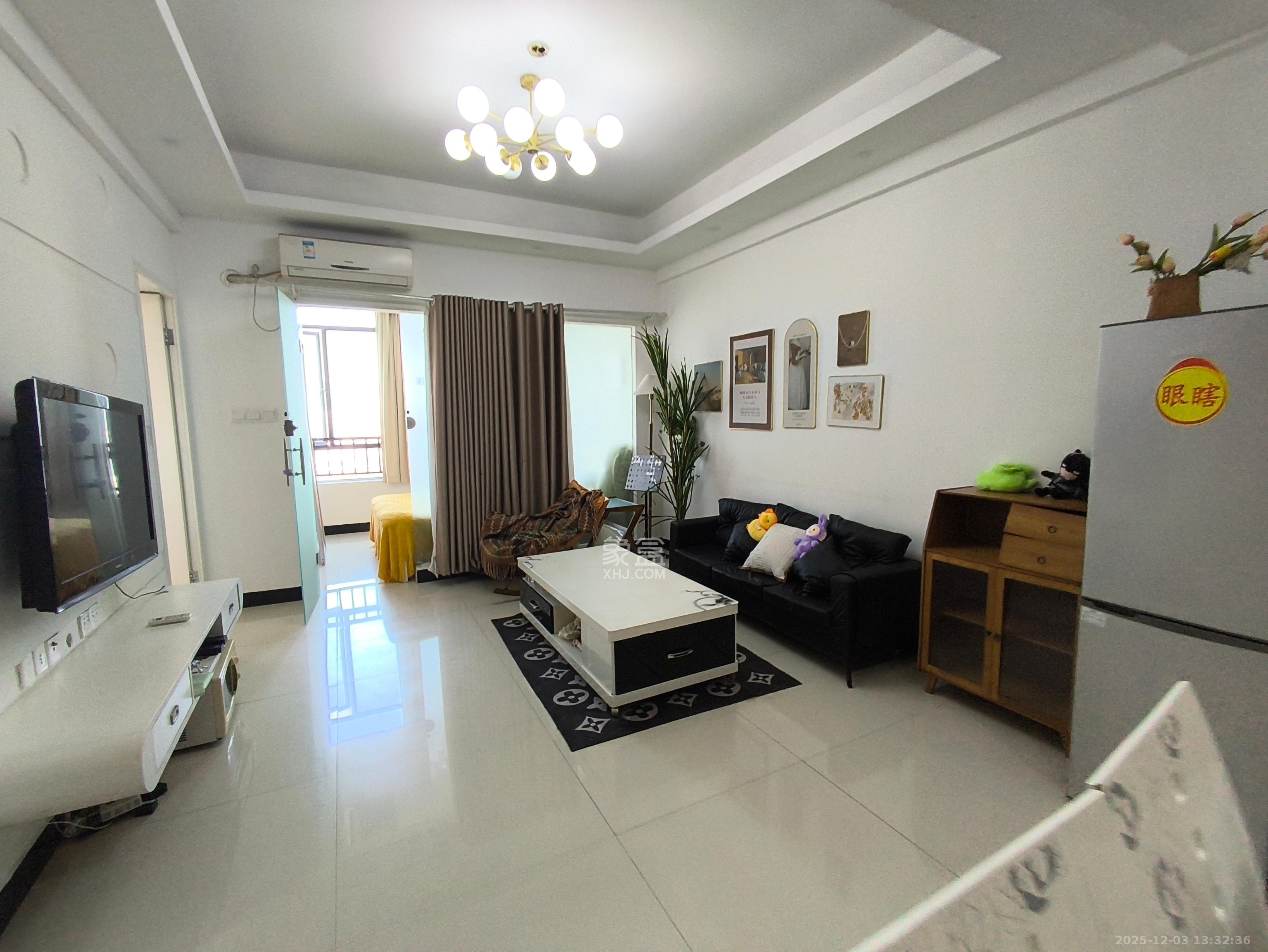 融圣国际 2室1厅1卫 2800.0元/月 融圣国际 2室1厅1卫 2800.0元/月室内图