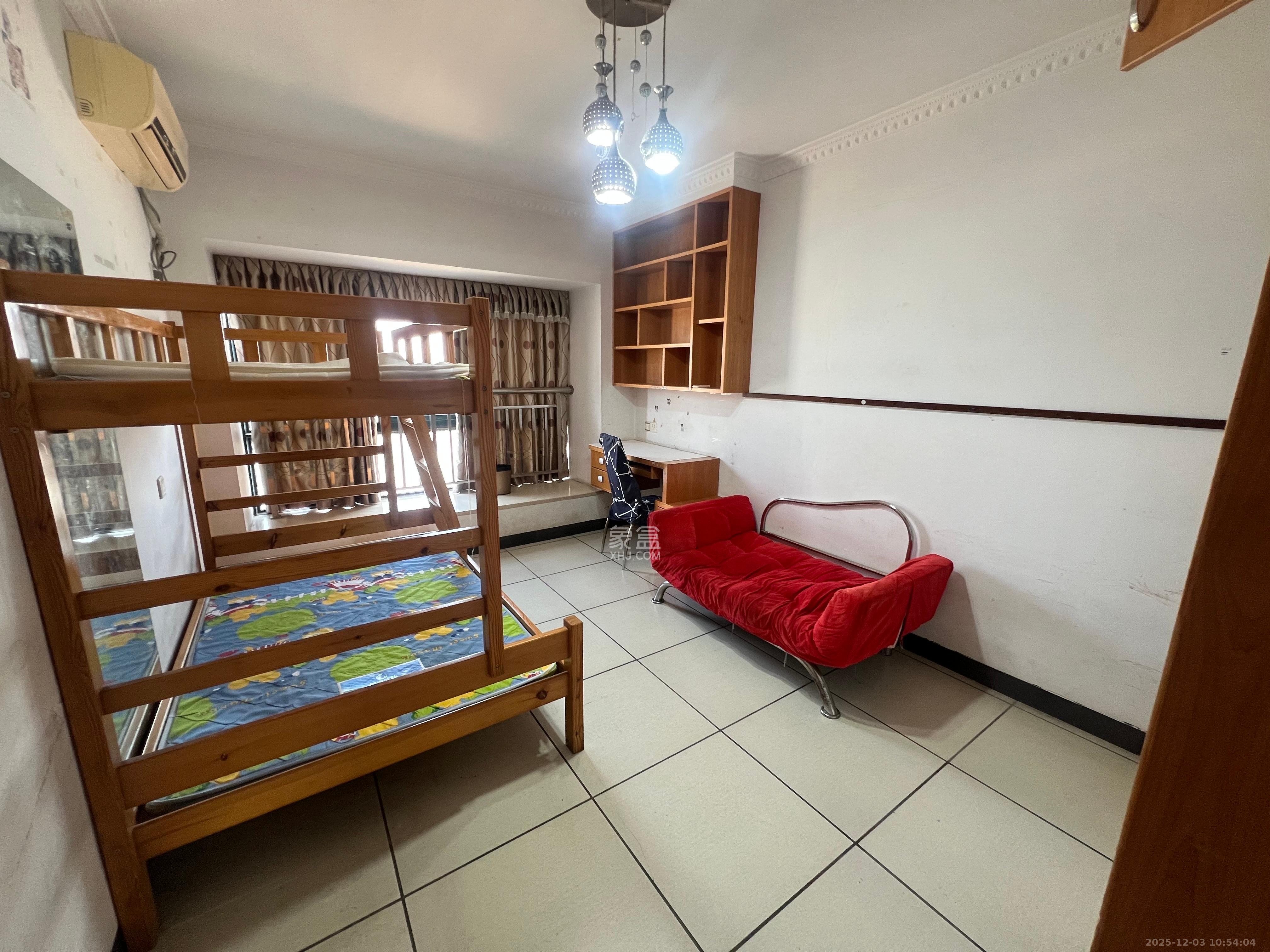 高鑫麓城 3室2厅1卫 3500.0元/月 高鑫麓城 3室2厅1卫 3500.0元/月室内图