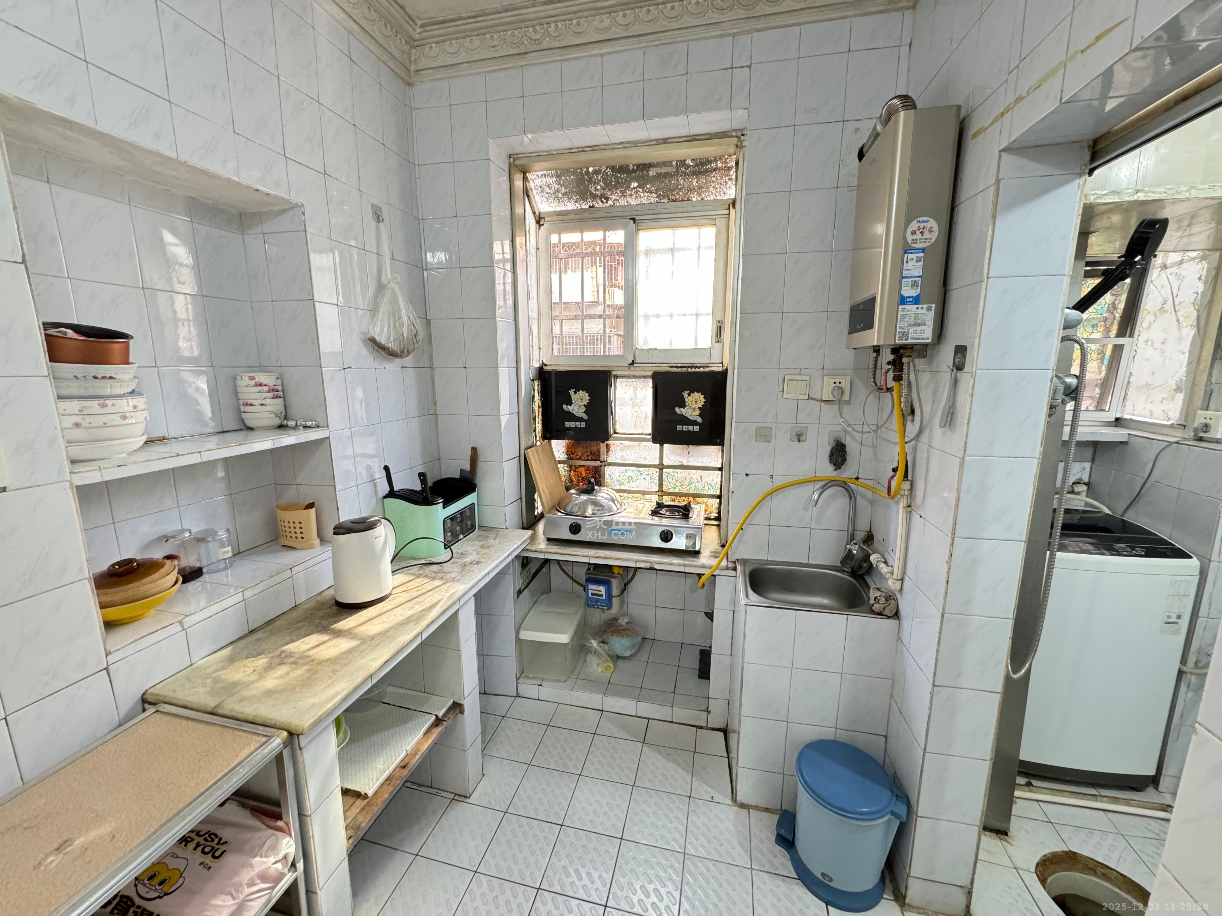 狮子山一片  3室1厅1卫    1400.0元/月室内图