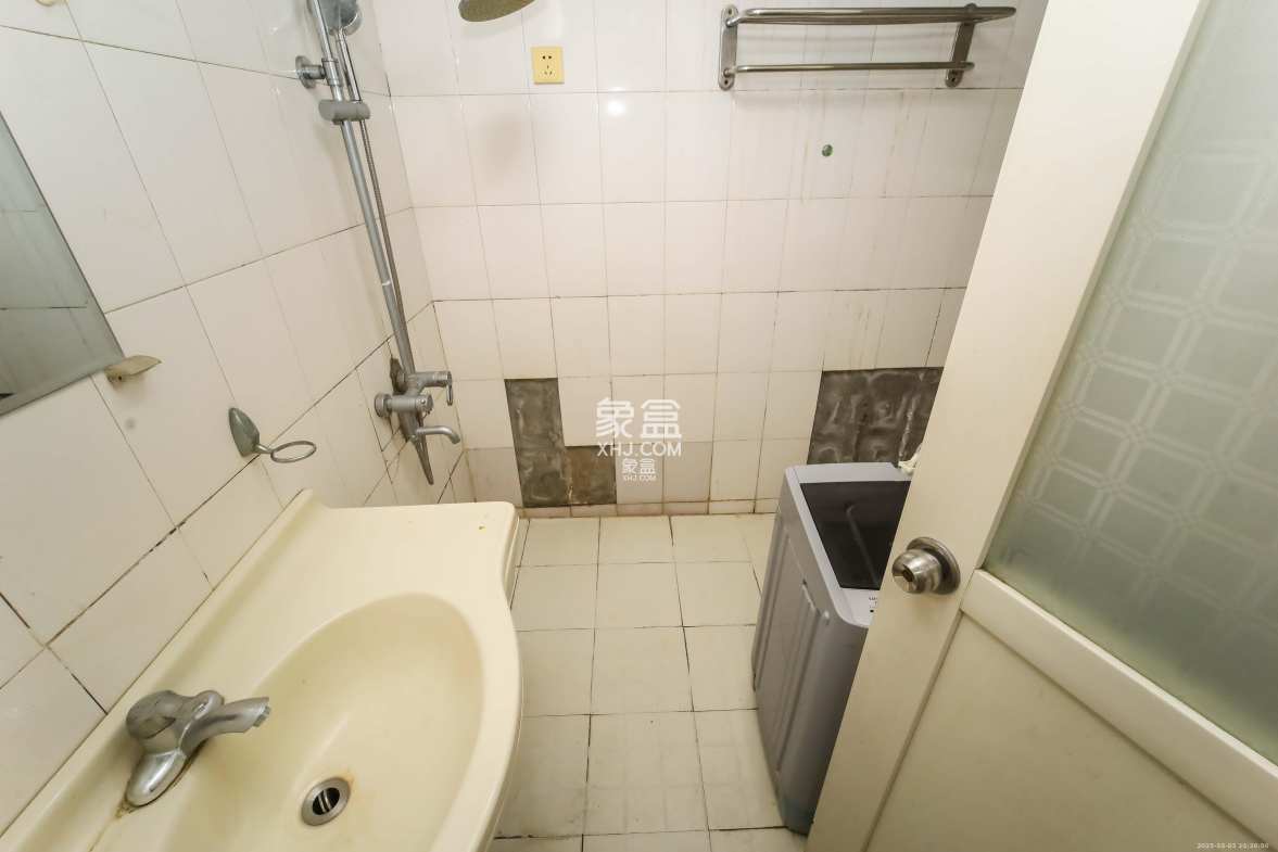 德政园 3室2厅1卫 1900.0元/月 德政园 3室2厅1卫 1900.0元/月室内图