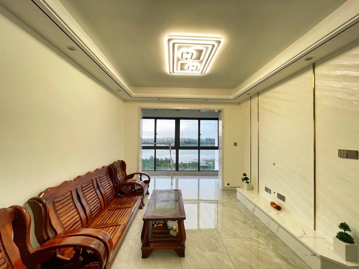 永昌雅居  1室0厅0卫    135.0万