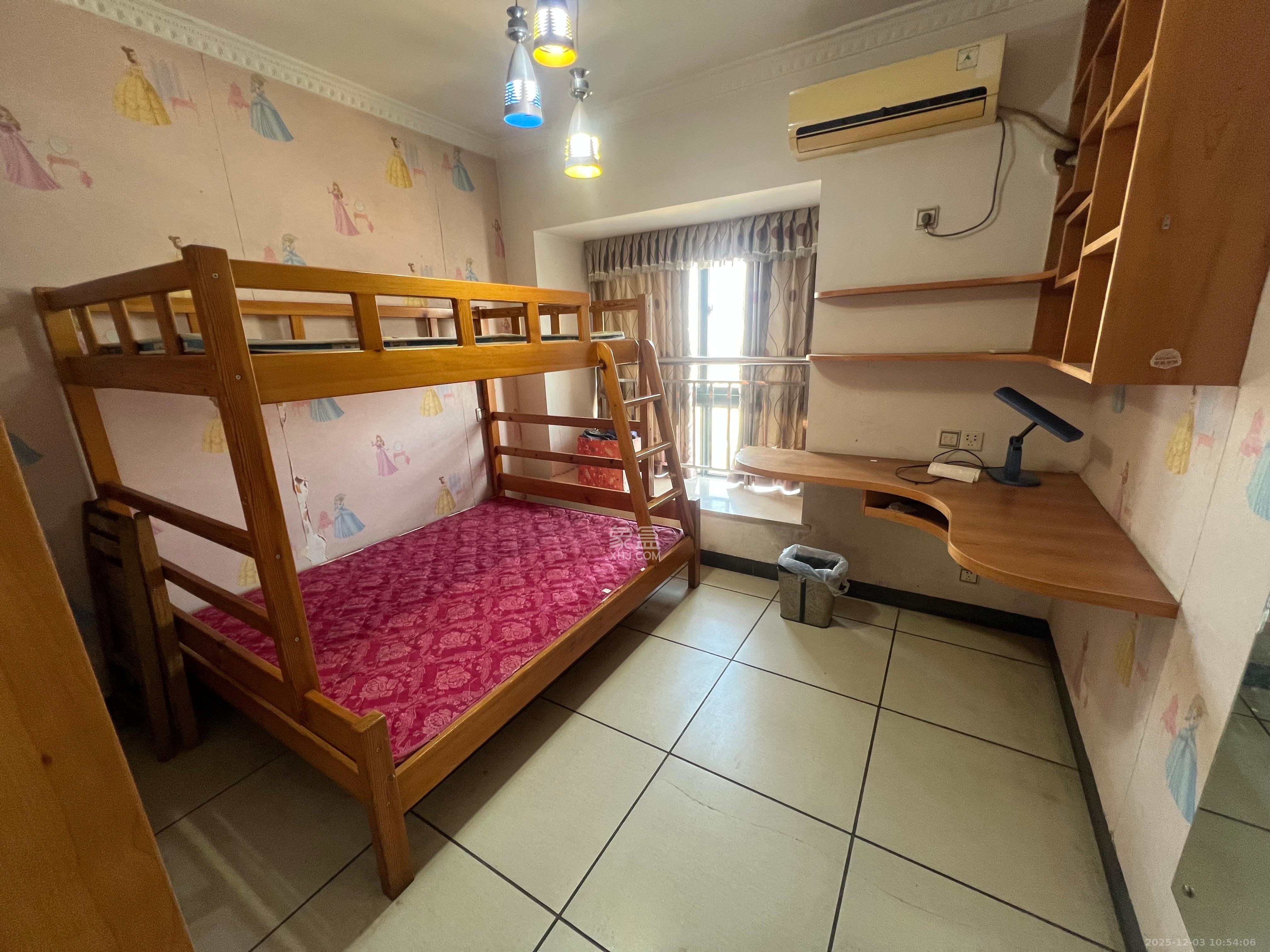 高鑫麓城 3室2厅1卫 3500.0元/月 高鑫麓城 3室2厅1卫 3500.0元/月室内图