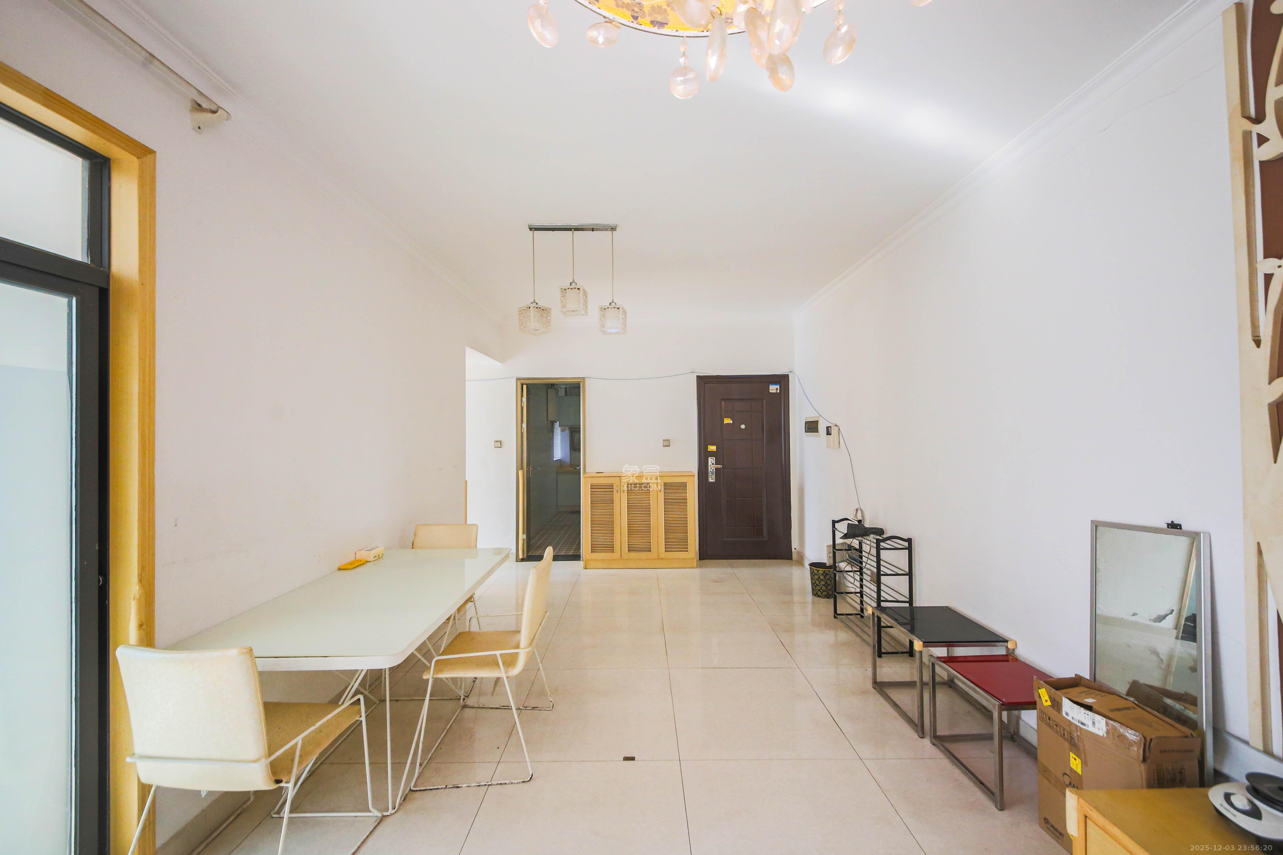 长大彩虹都  3室2厅1卫    65.0万