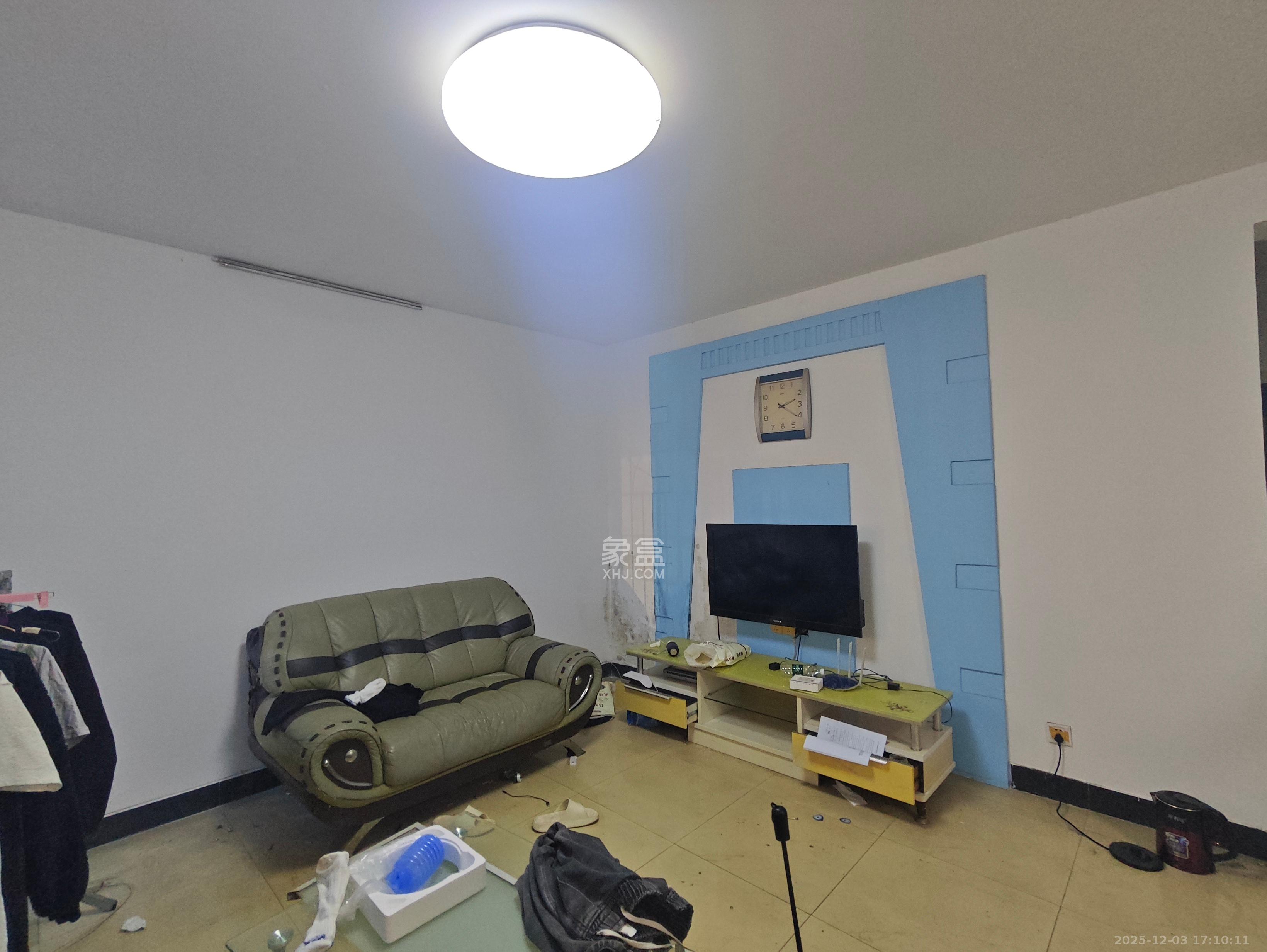 湘博楼 3室2厅1卫 1500.0元/月 湘博楼 3室2厅1卫 1500.0元/月室内图