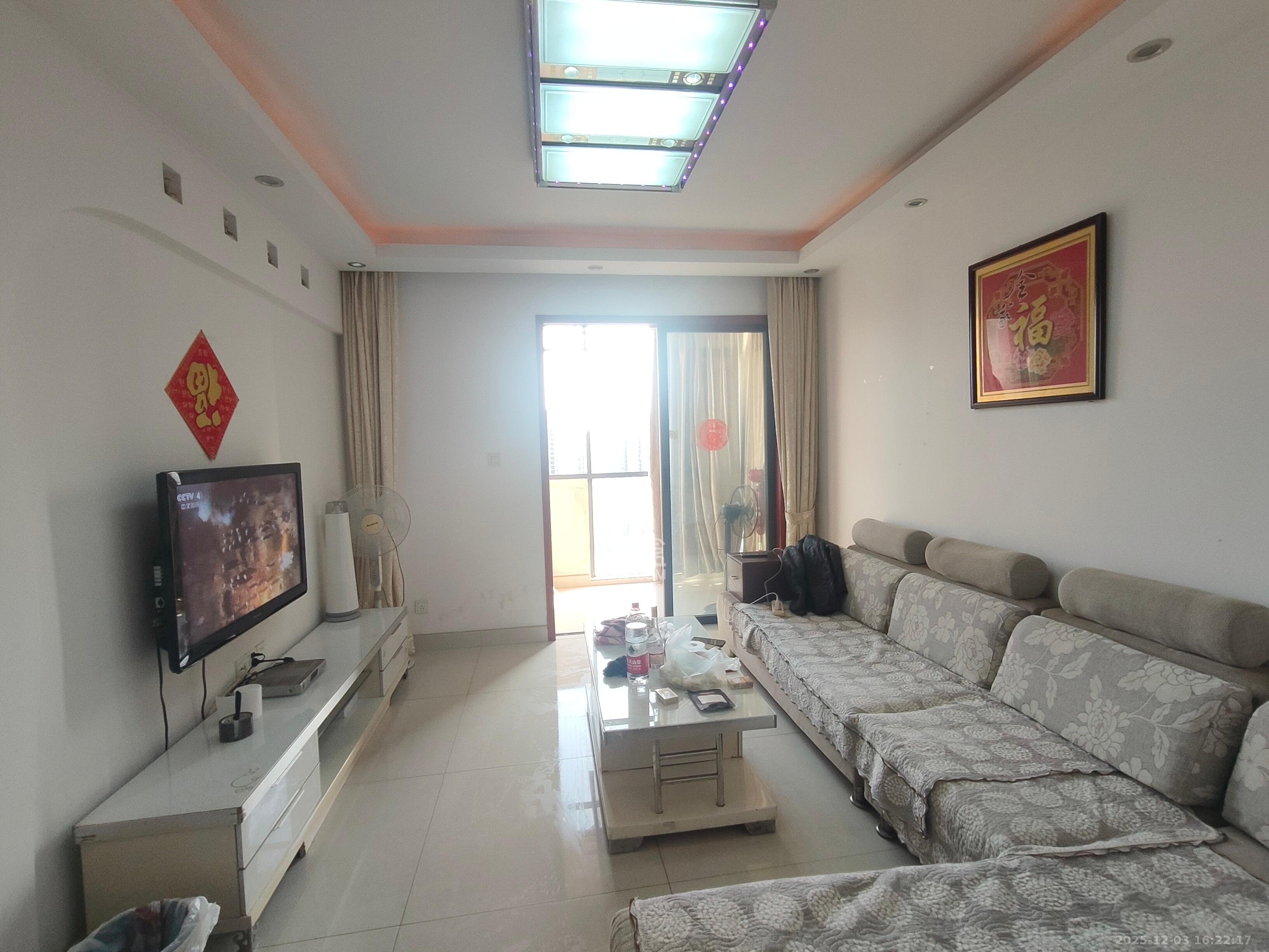 中国铁建国际城一期  2室2厅1卫    1400.0元/月