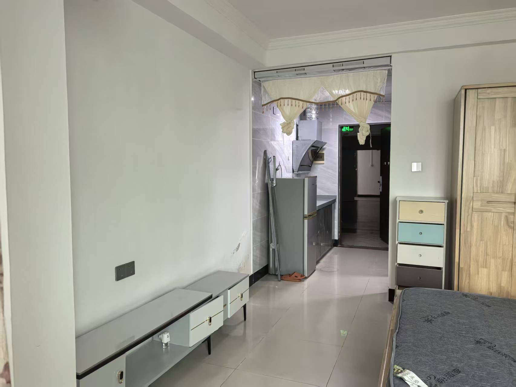 国贸经典 1室1厅1卫 1300.0元/月 国贸经典 1室1厅1卫 1300.0元/月室内图