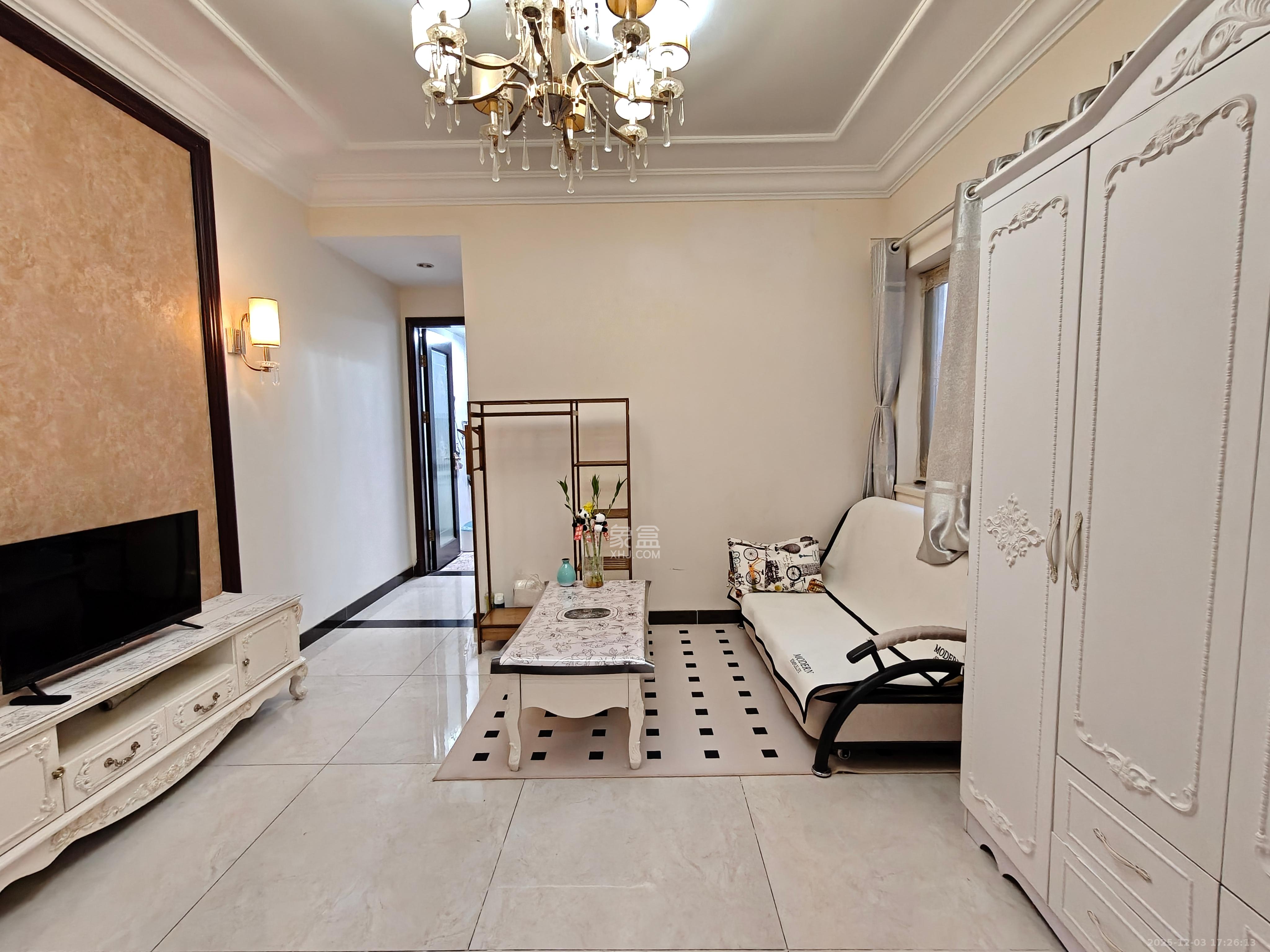 恒大国际广场  1室1厅1卫    1700.0元/月