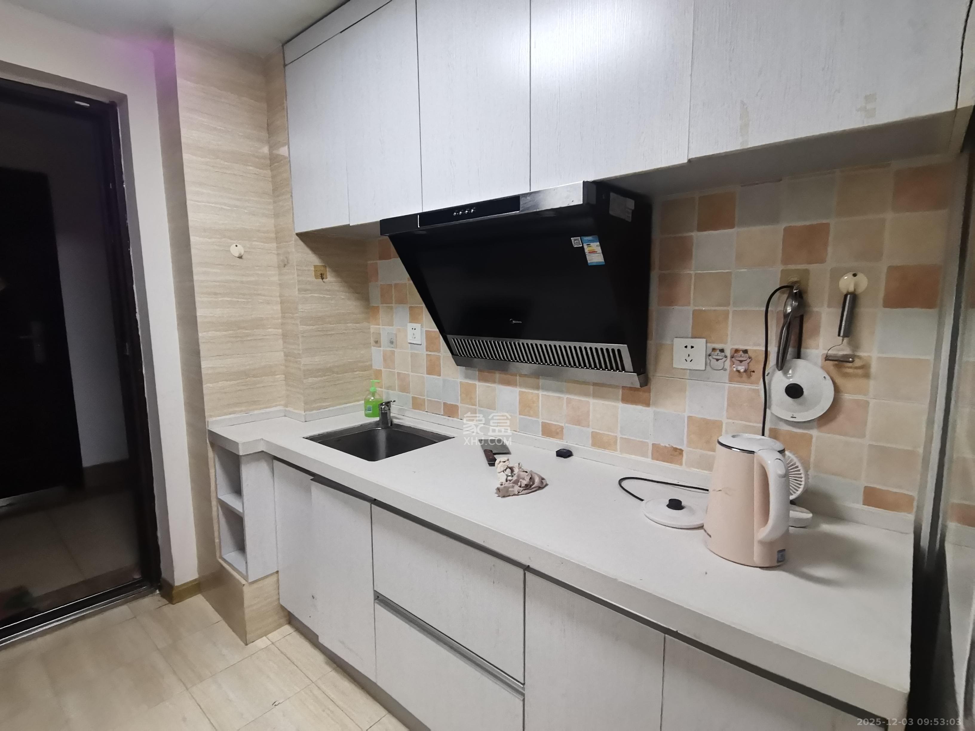 融科东南海  1室0厅1卫    1250.0元/月室内图