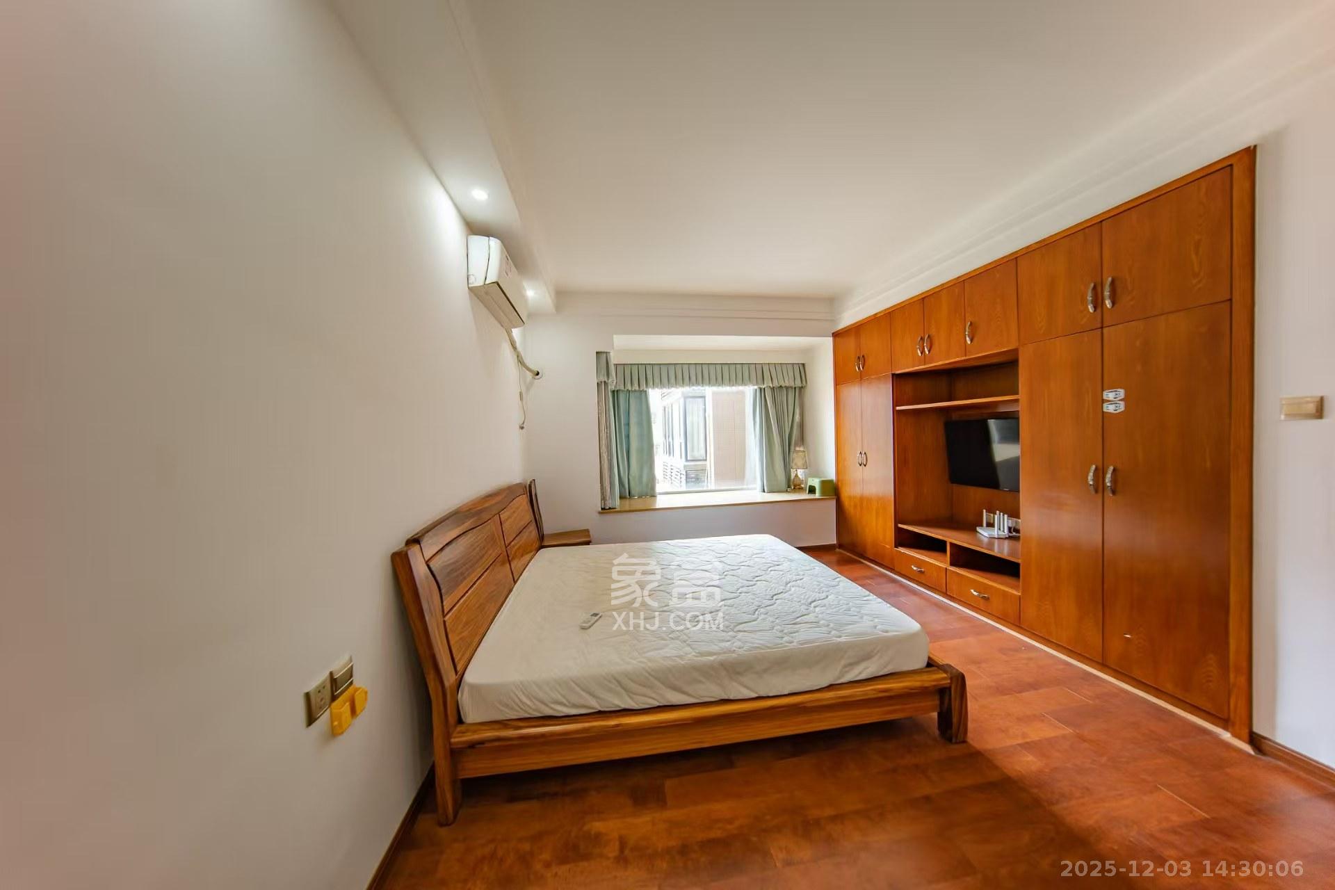 金鼎公园尚  3室2厅2卫    2200.0元/月室内图