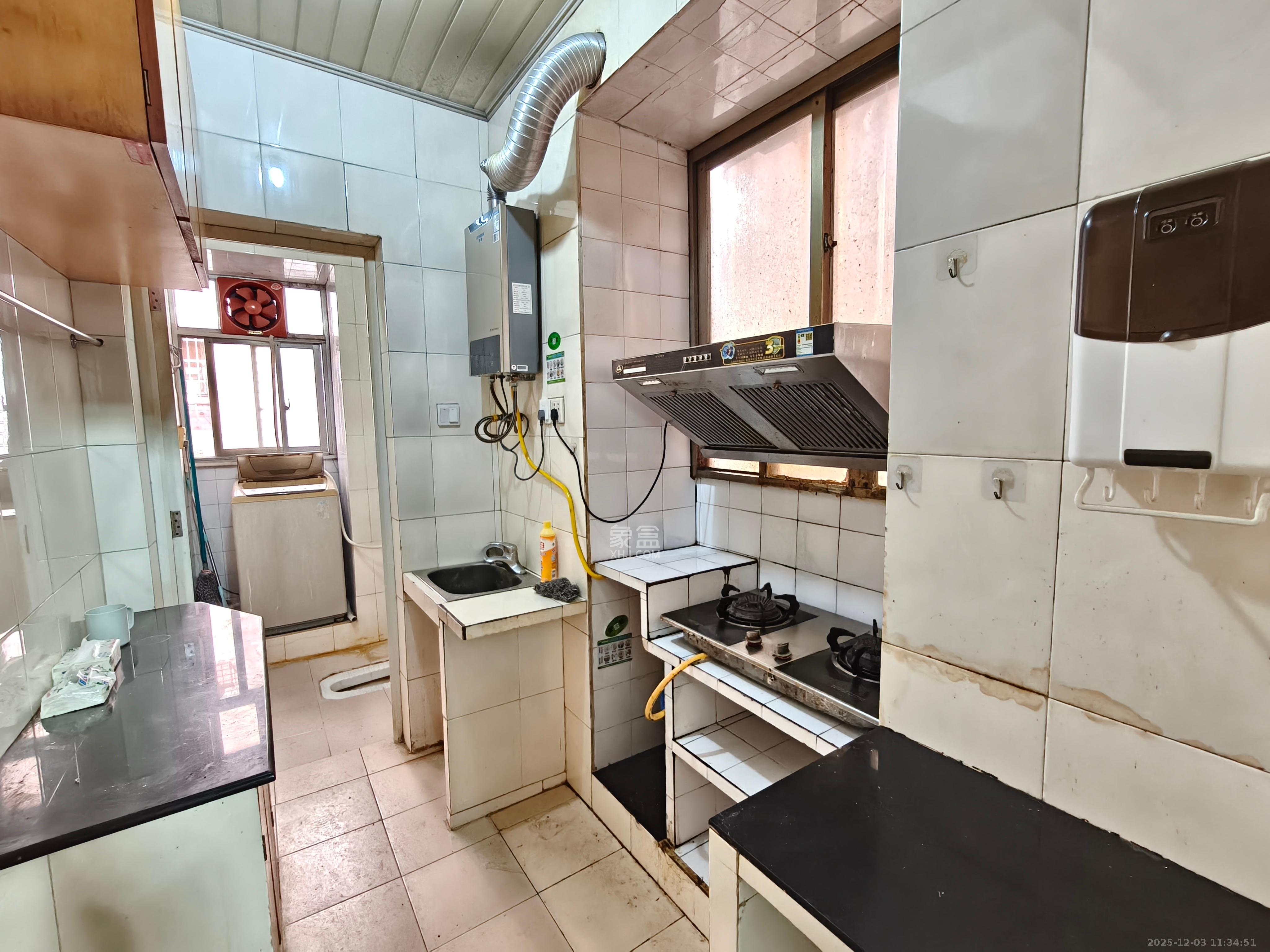 王公塘社区  1室1厅1卫    1200.0元/月室内图