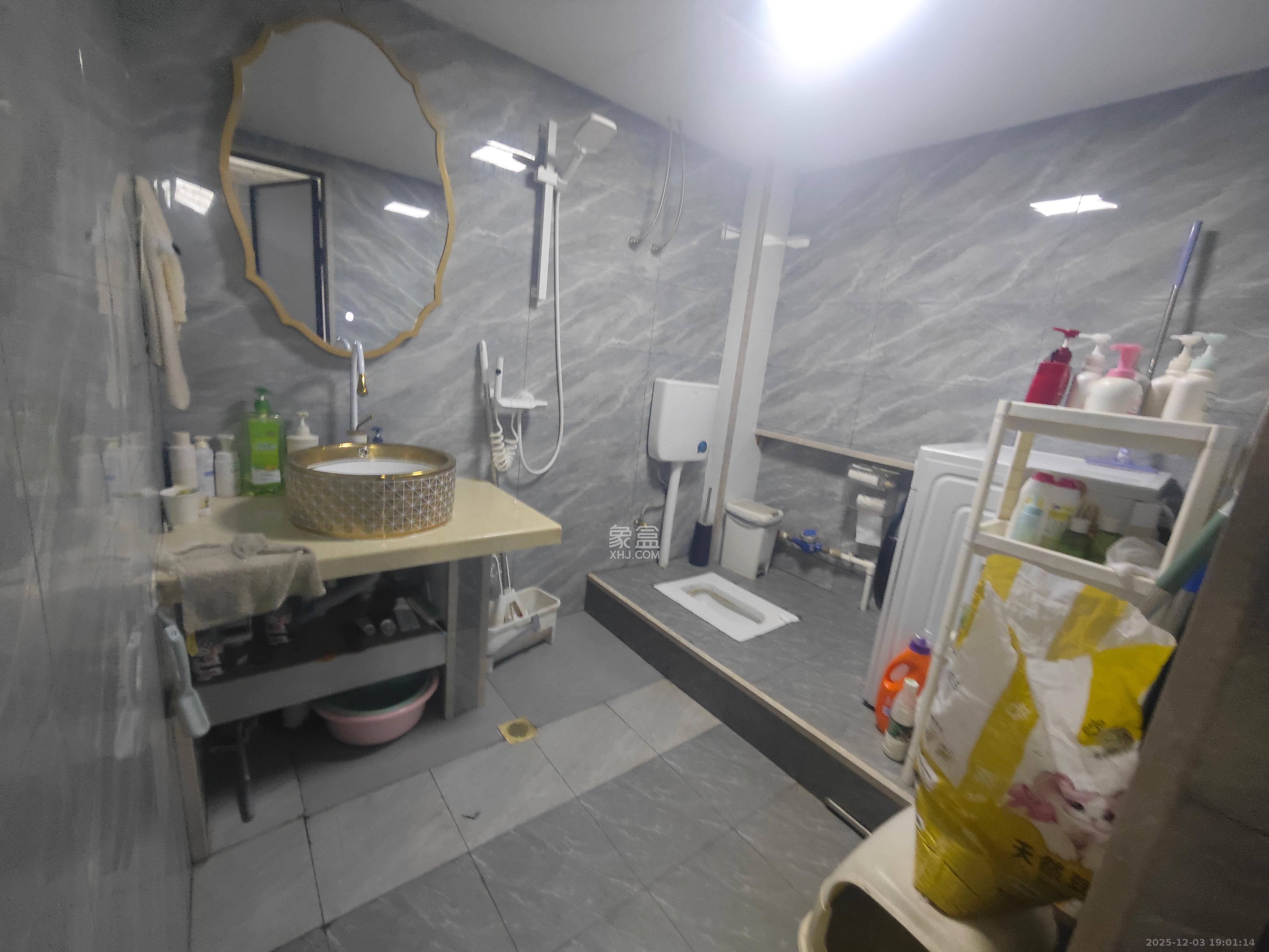 海伦春天   180.0㎡      2600.0元/月室内图