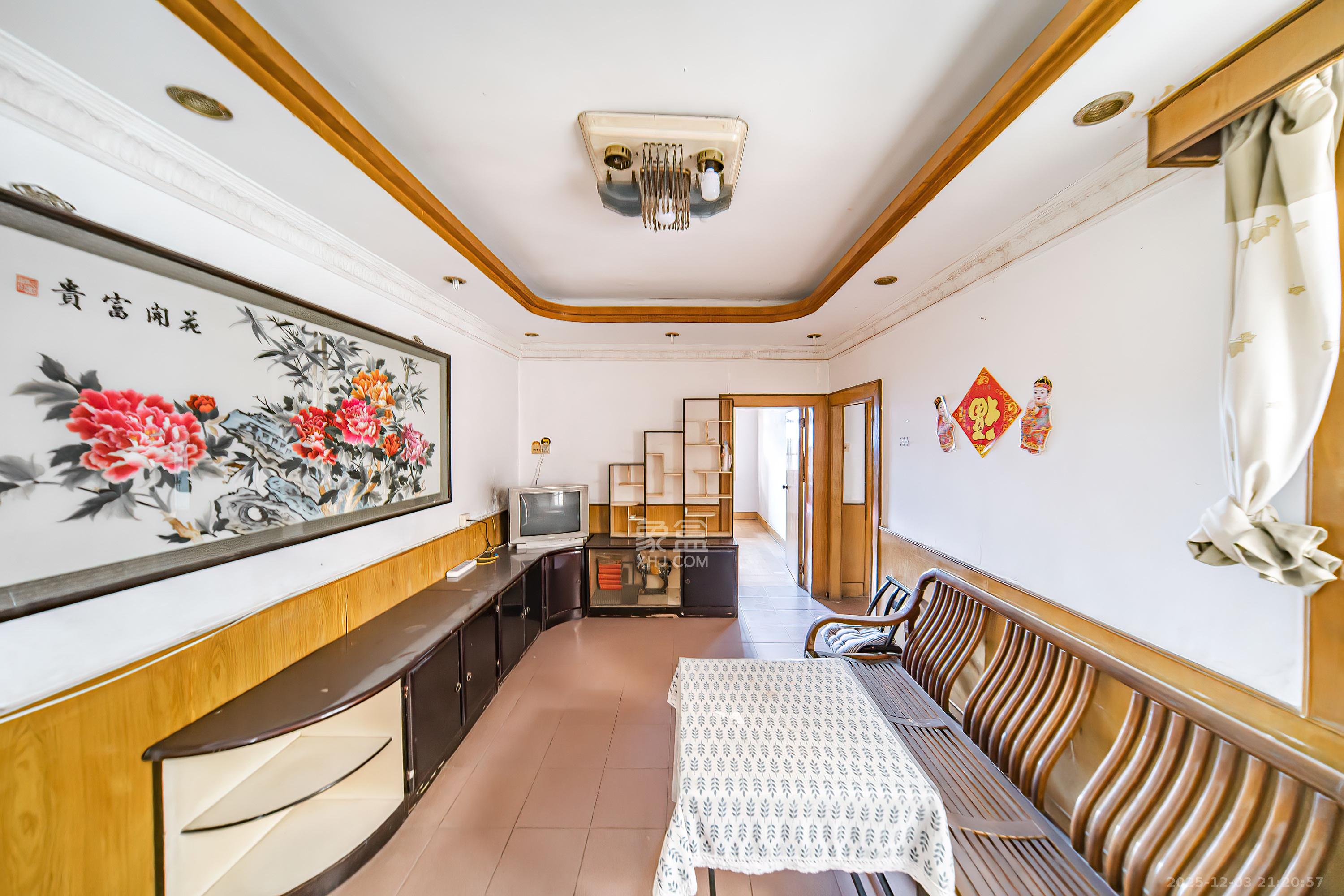 明德宿舍崇文楼（泰安小院）  2室2厅1卫    50.0万