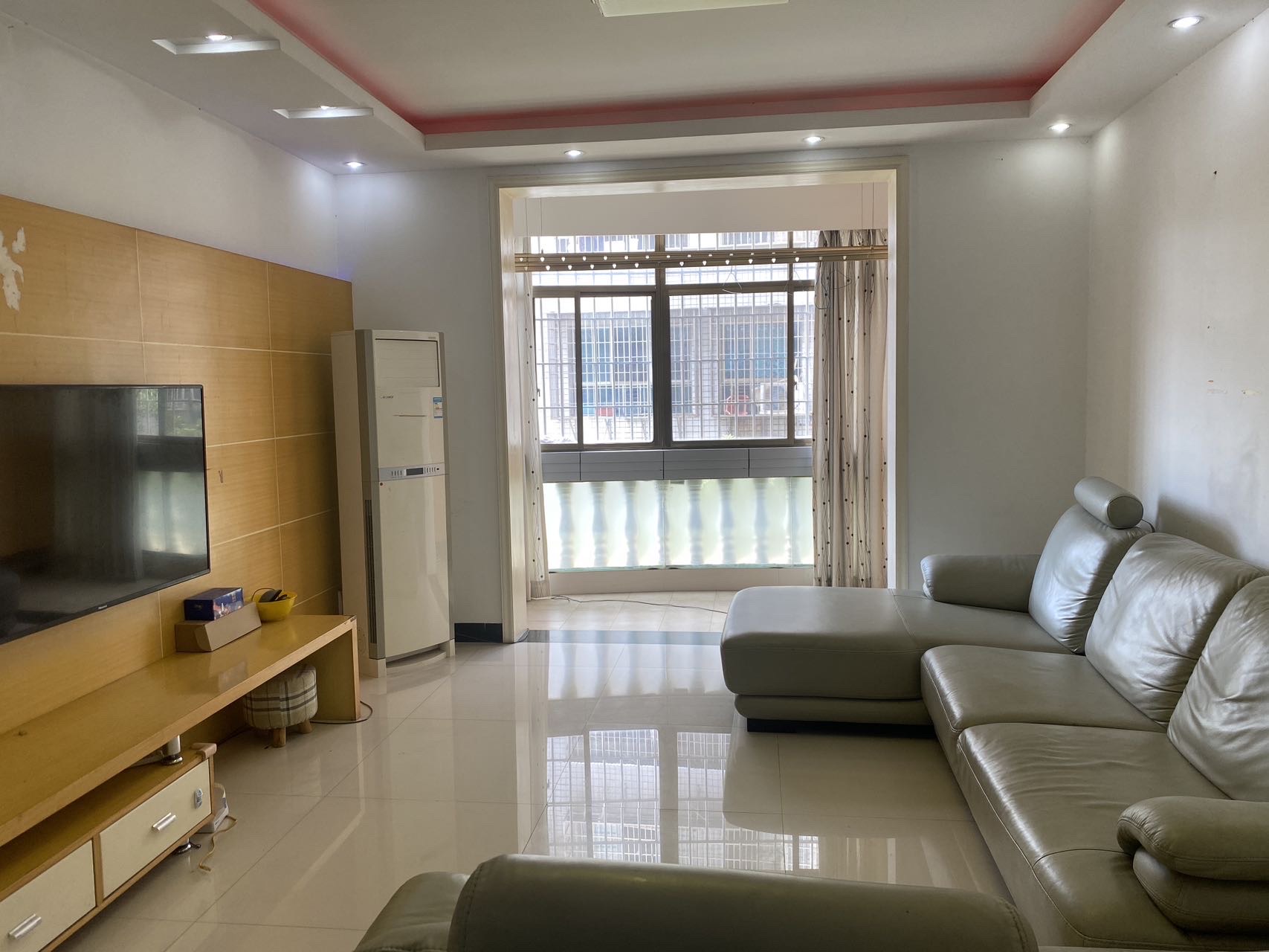 安厦鑫苑  3室2厅1卫    69.8万