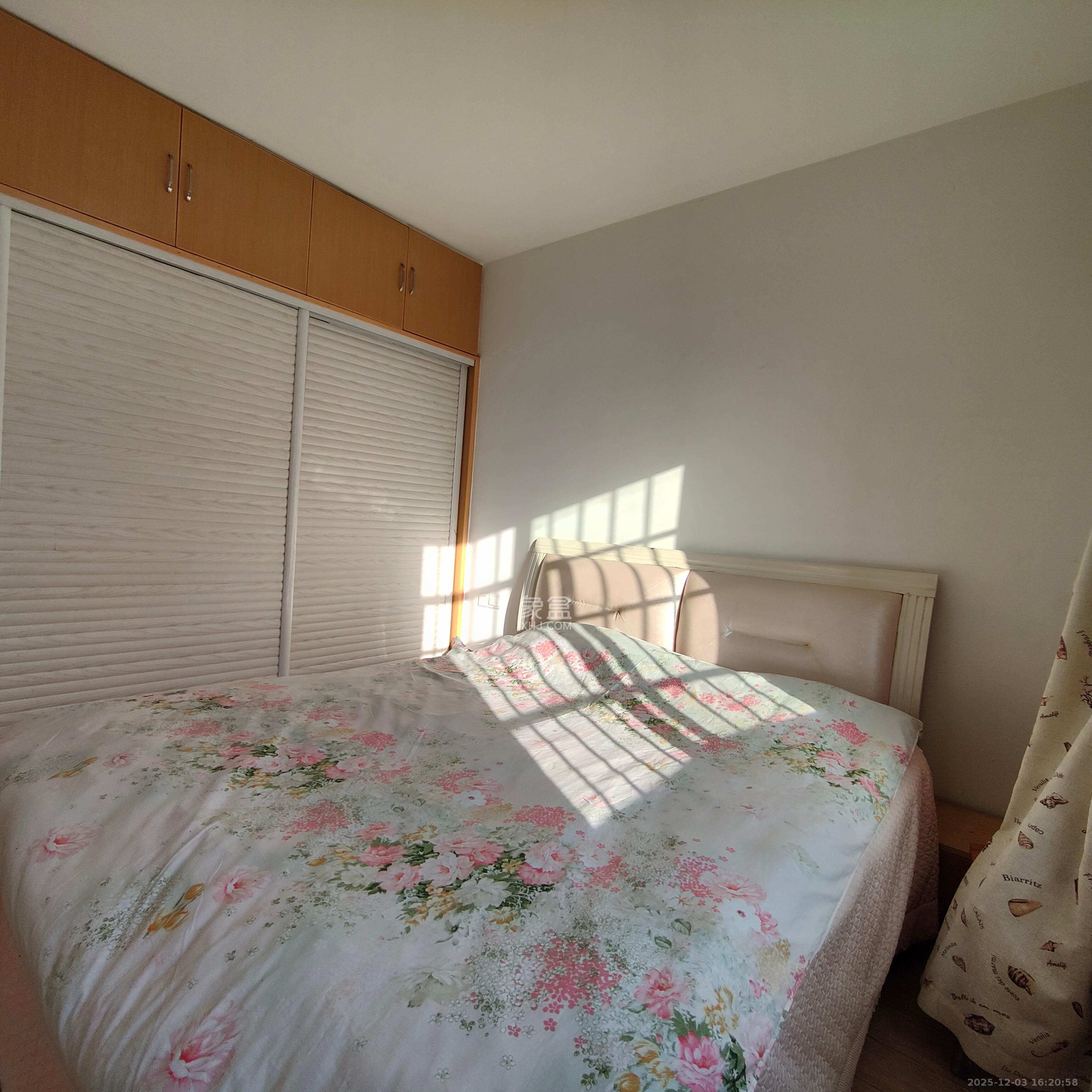 上峰苑（兰亭玥岛）  2室2厅1卫    2000.0元/月室内图