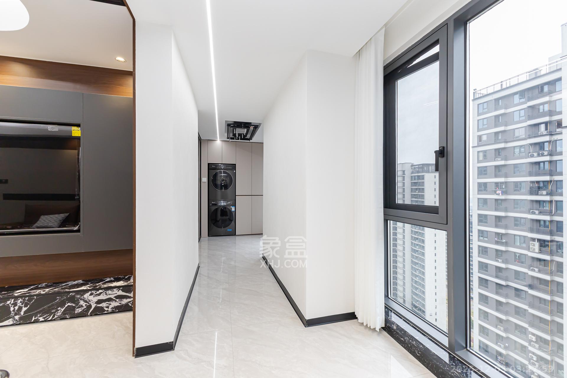 越秀湘江星汇城二期  4室2厅2卫    129.8万阳台