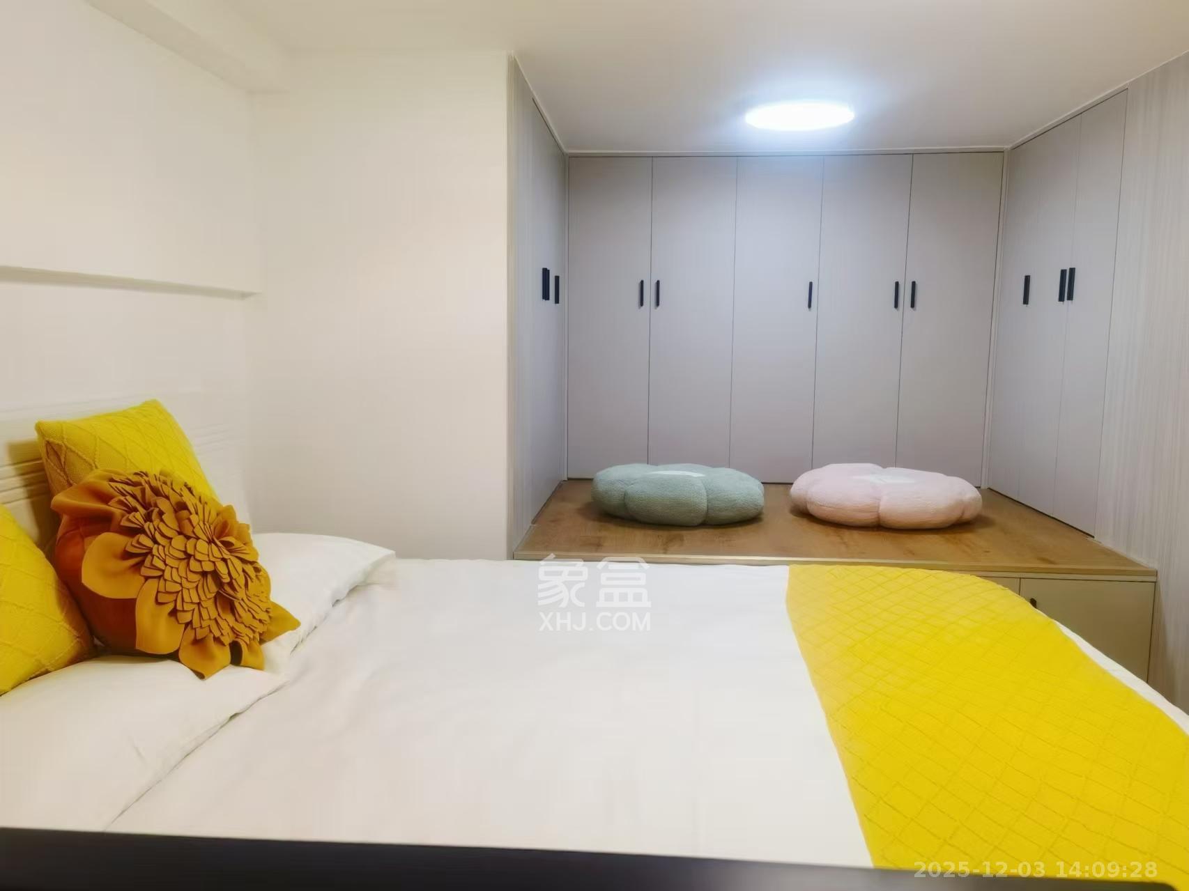 越秀悦湖台  2室2厅1卫    2300.0元/月室内图