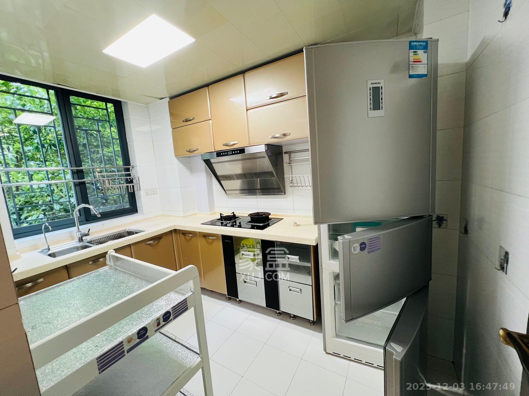 西子花苑 3室2厅2卫 3000.0元/月 西子花苑 3室2厅2卫 3000.0元/月室内图