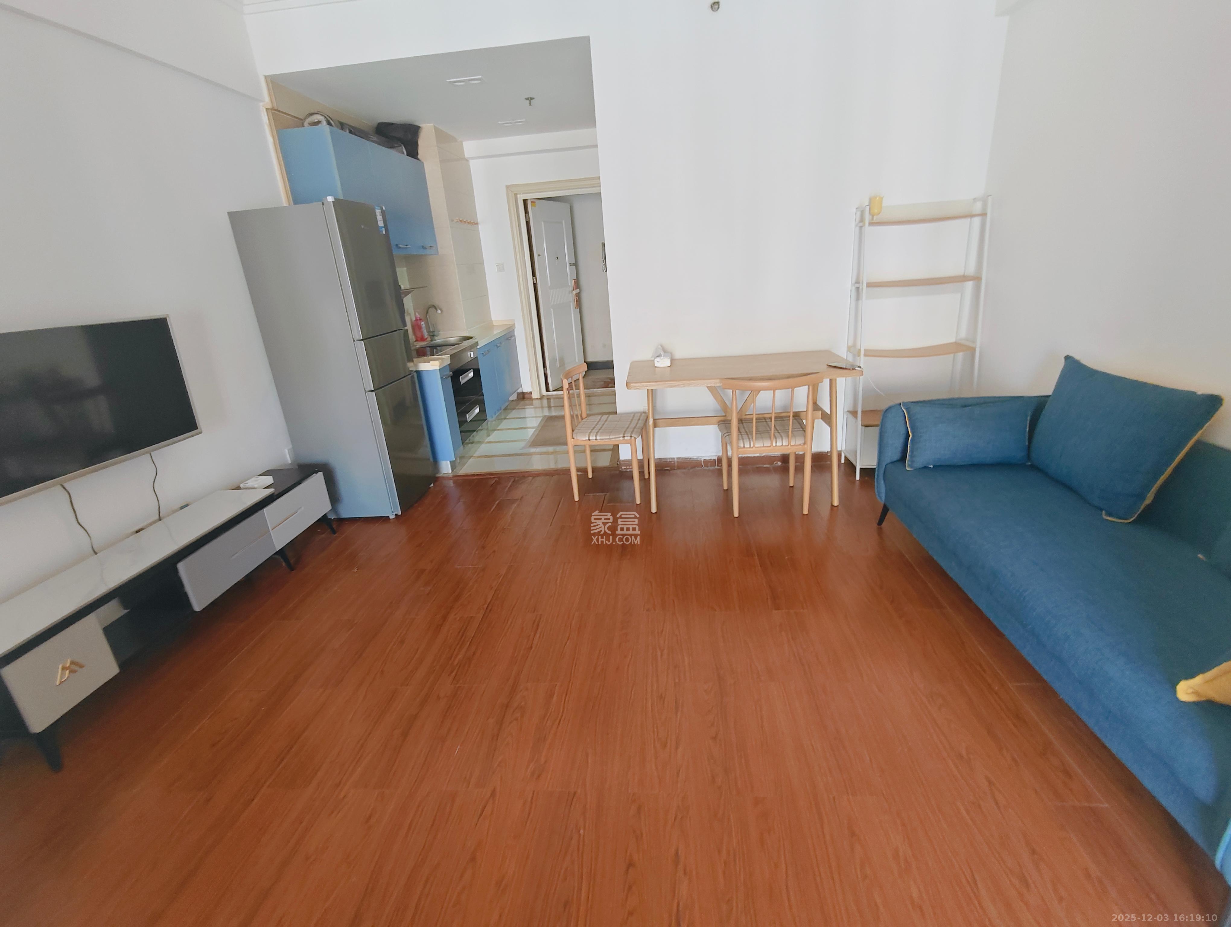 西子一间 1室1厅1卫 1600.0元/月 西子一间 1室1厅1卫 1600.0元/月室内图