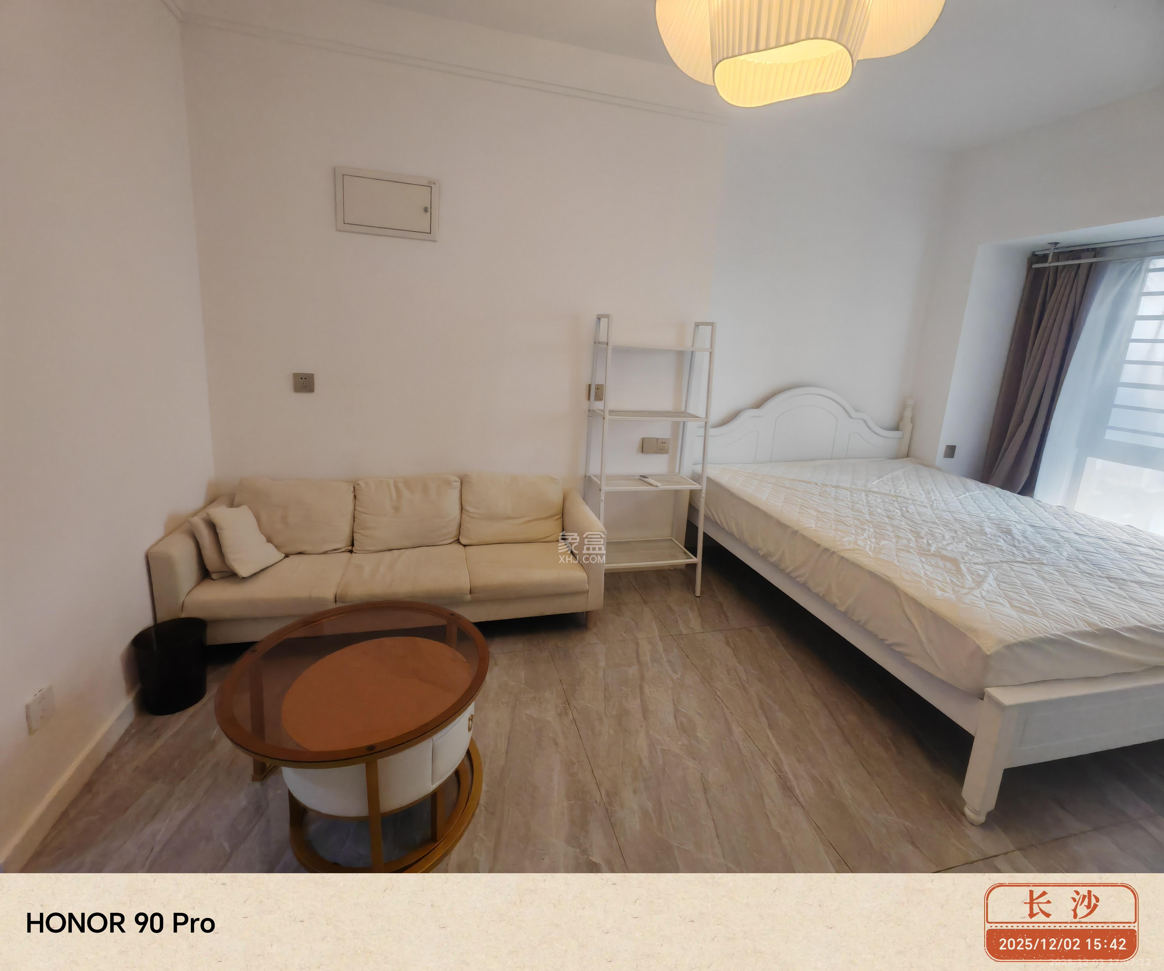 碧桂园城市之光  1室1厅1卫    1700.0元/月