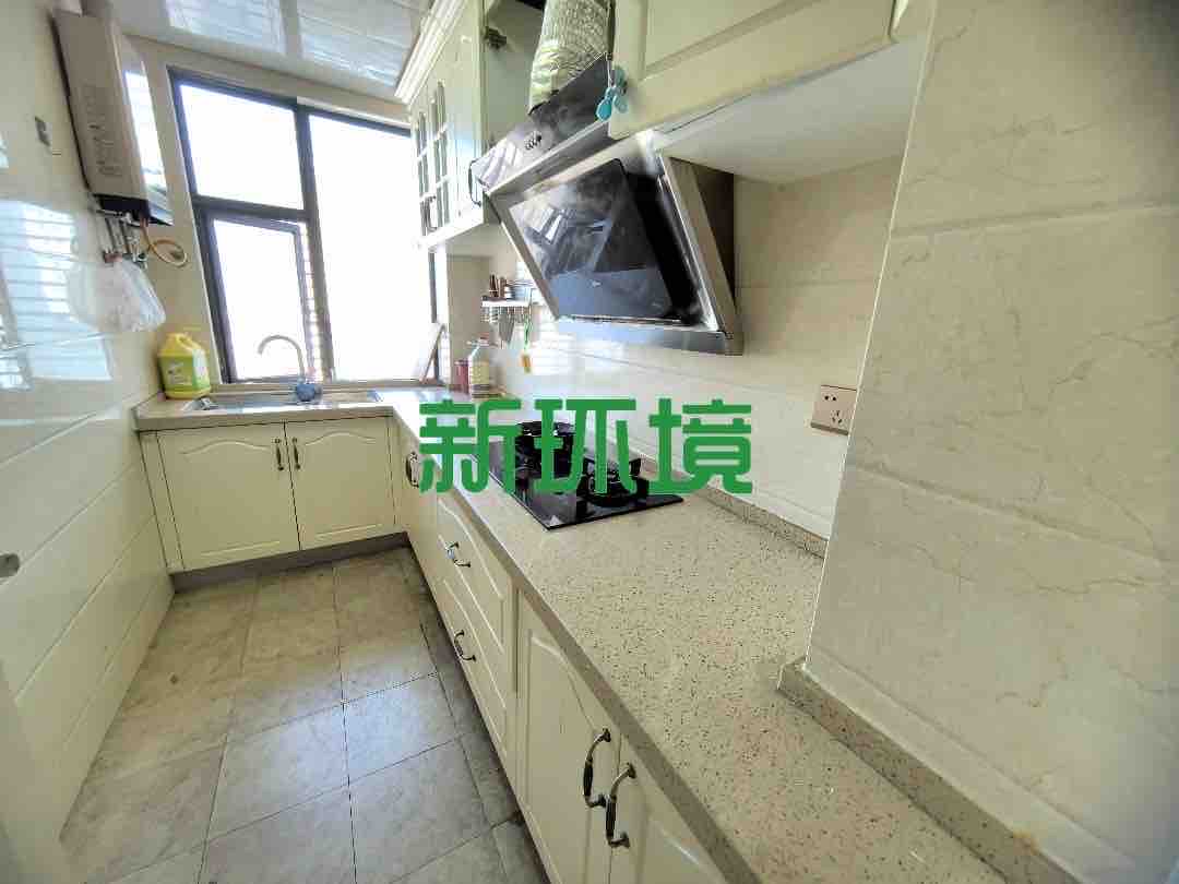 逸臣中央 2室2厅1卫 1500.0元/月 逸臣中央 2室2厅1卫 1500.0元/月室内图