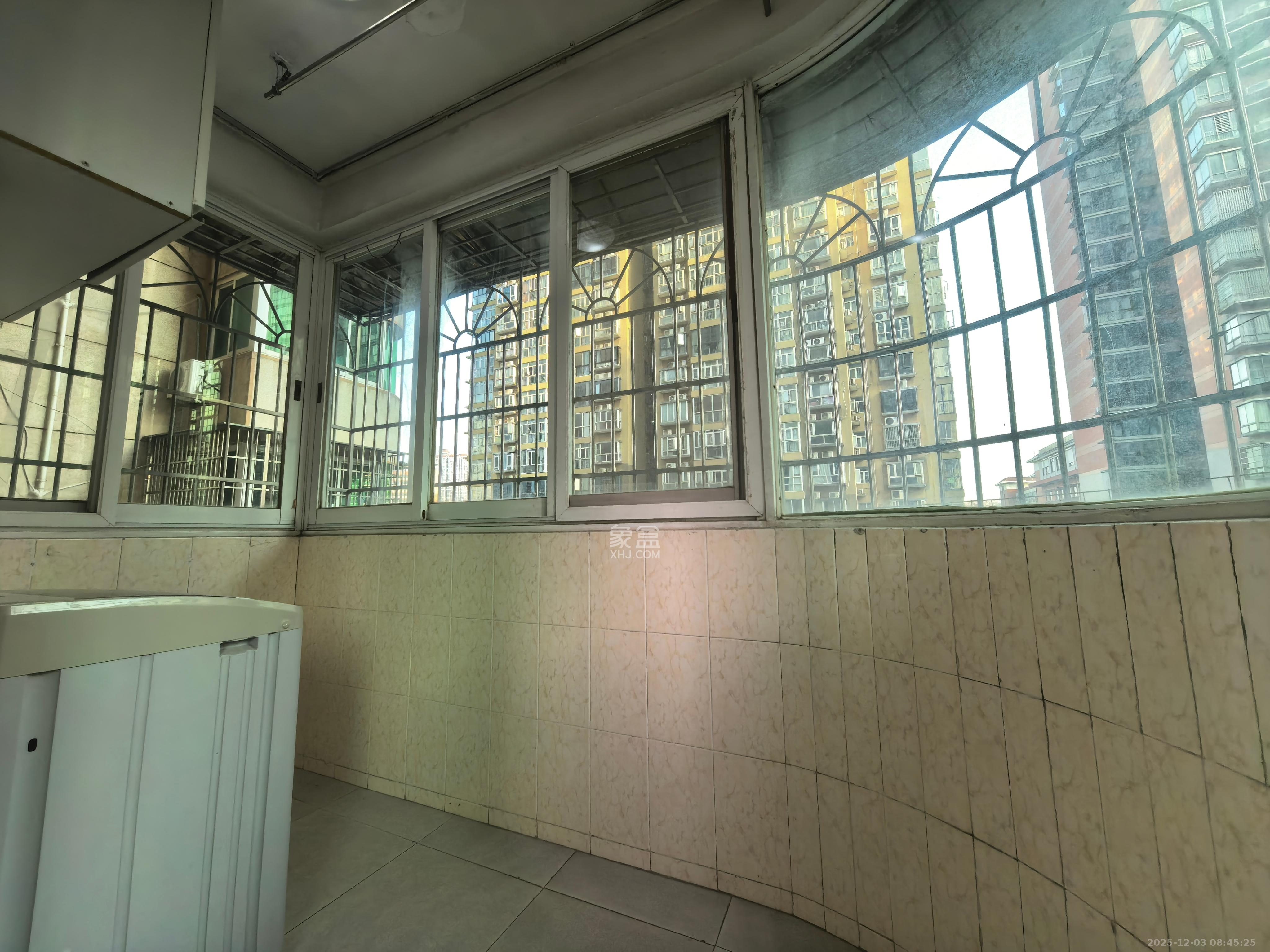 电信308 2室2厅1卫 2600.0元/月 电信308 2室2厅1卫 2600.0元/月室内图